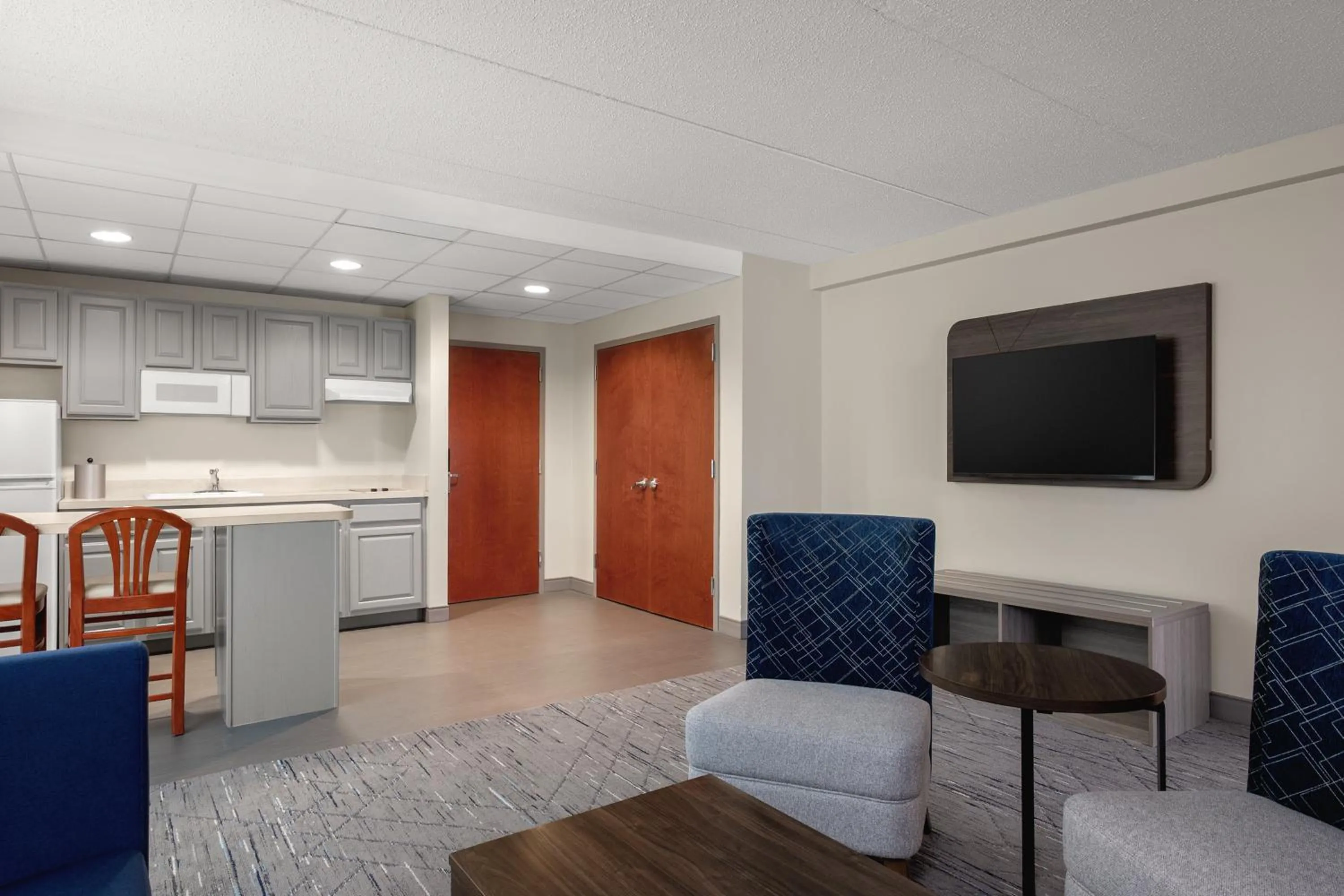 Photo of the whole room in Holiday Inn Express & Suites Hawthorne - Elmsford North by IHG