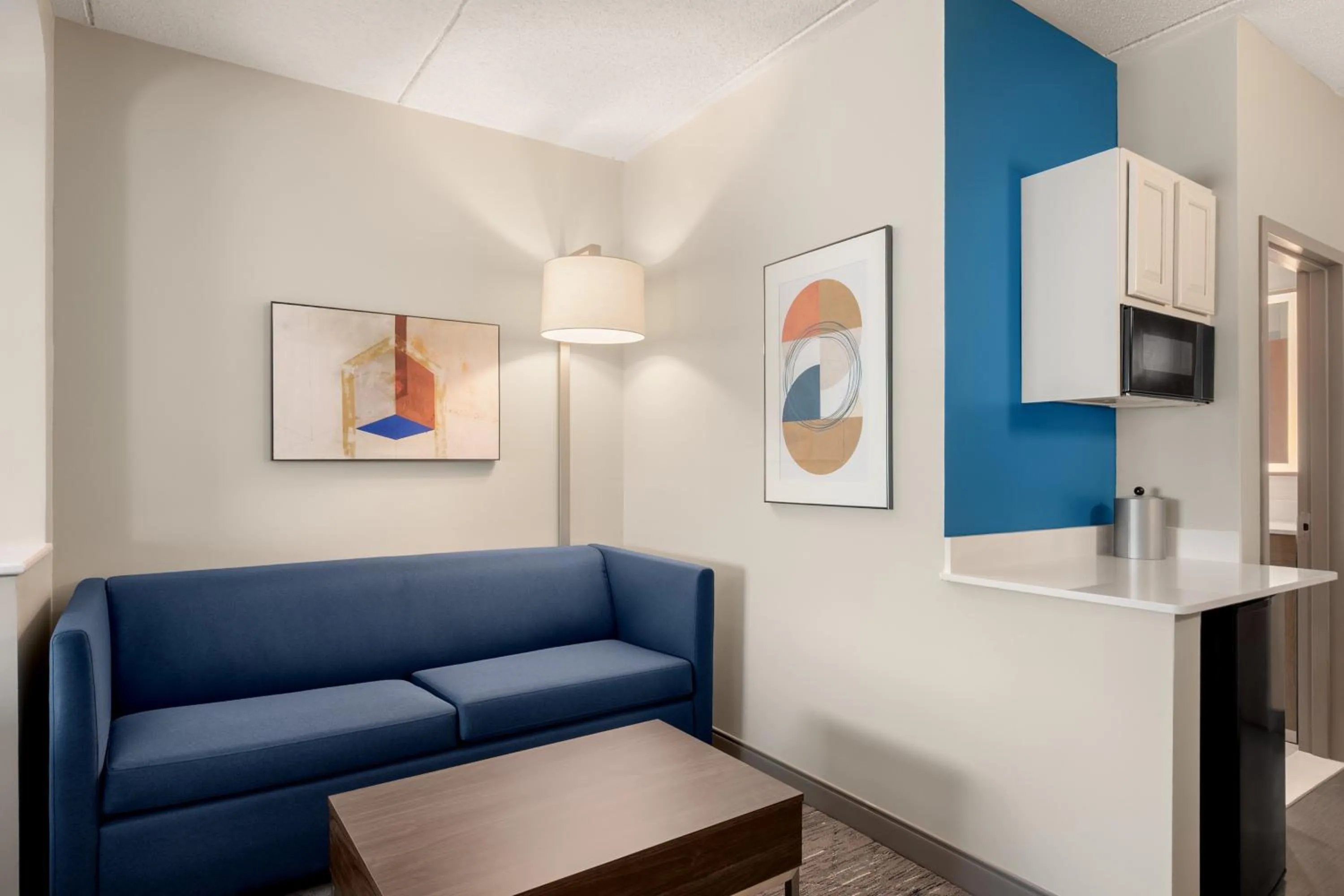 Photo of the whole room in Holiday Inn Express & Suites Hawthorne - Elmsford North by IHG