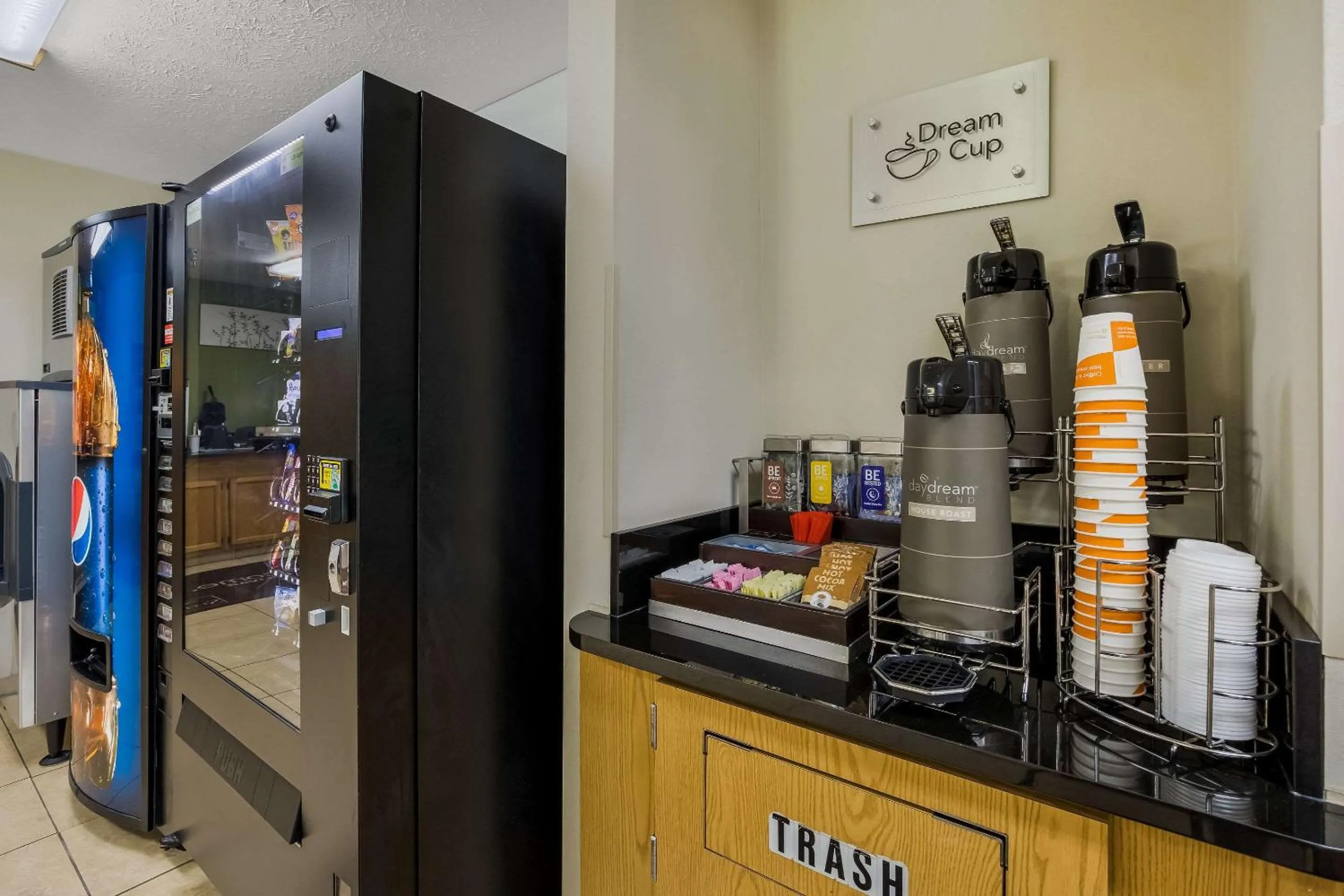 Breakfast in Sleep Inn