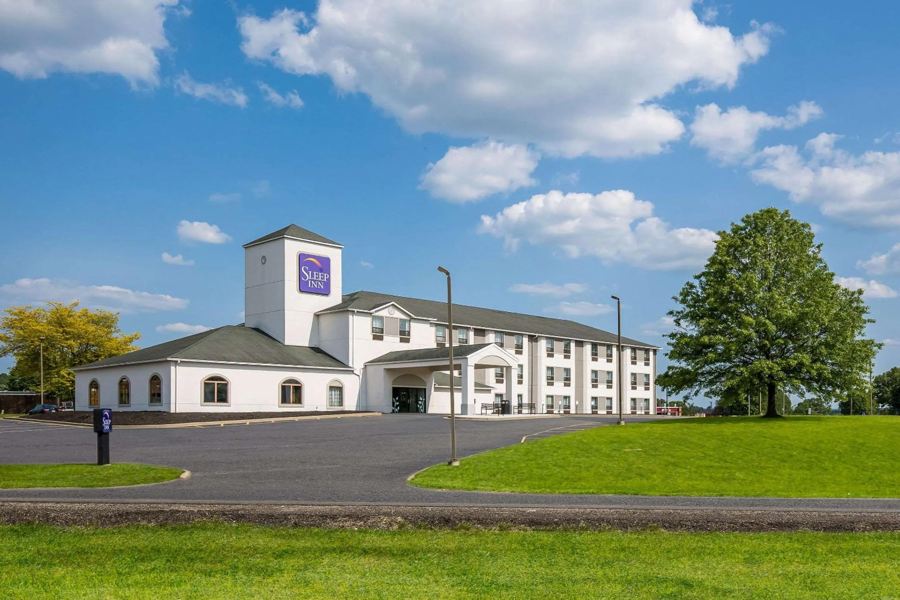 Property building in Sleep Inn