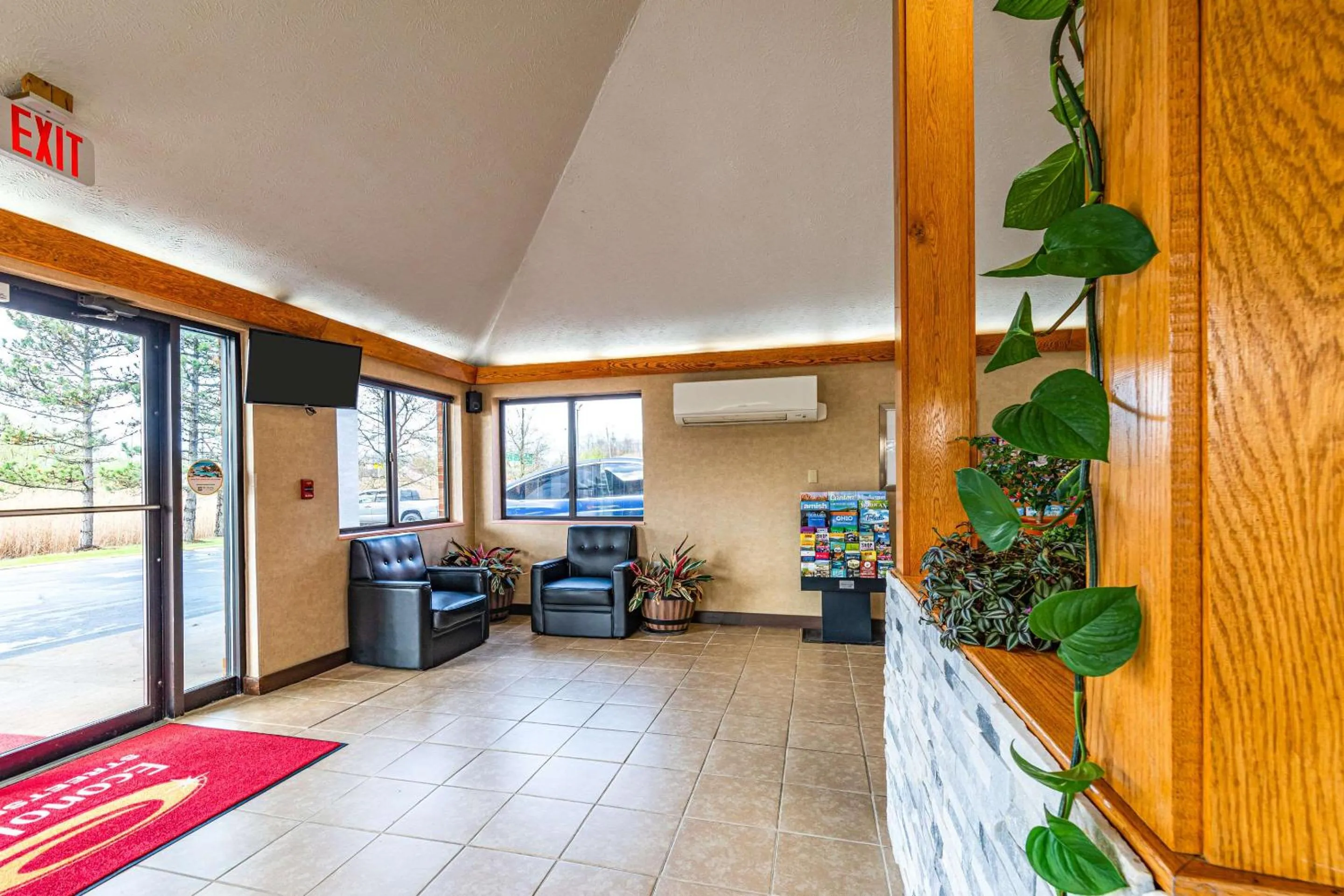 Lobby or reception in Econo Lodge Cleveland Southeast - Kent