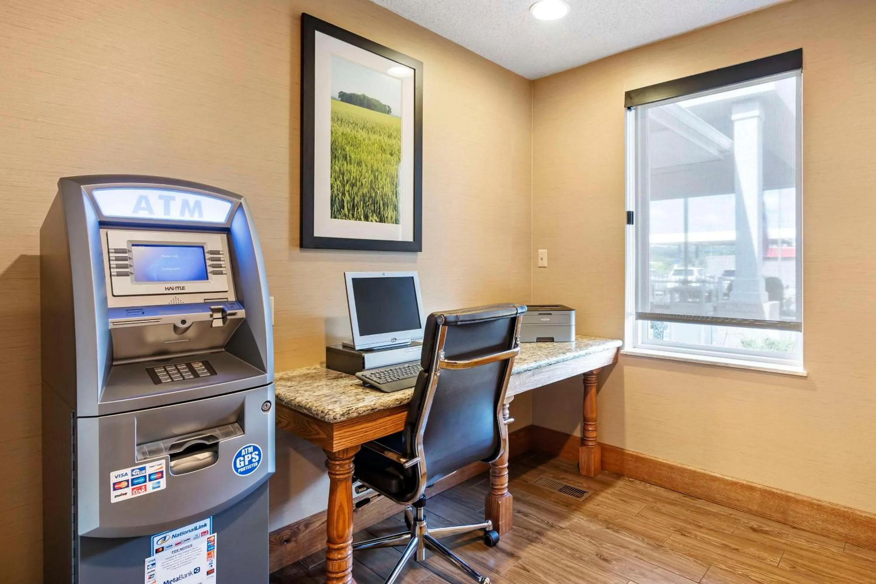 Business facilities in Comfort Inn Splash Harbor