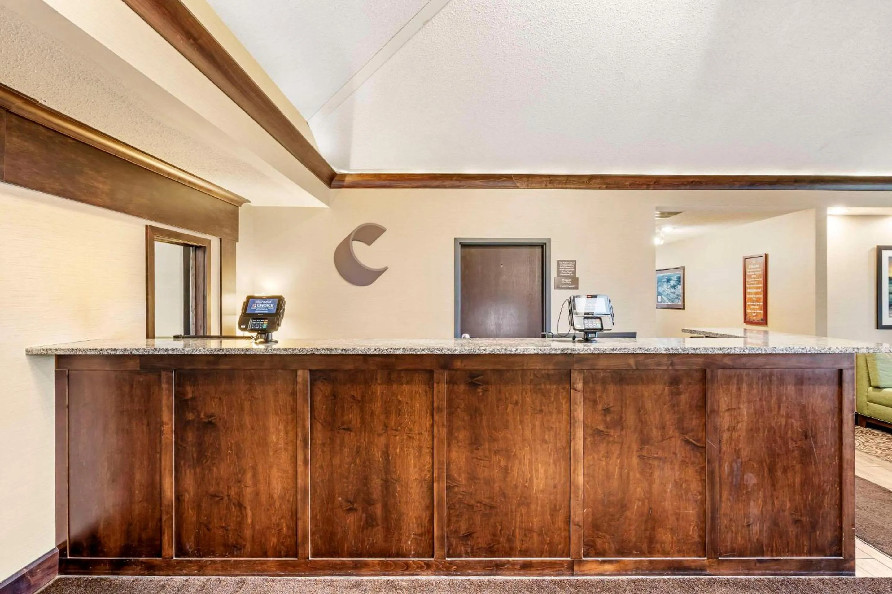 Lobby or reception in Comfort Inn Splash Harbor