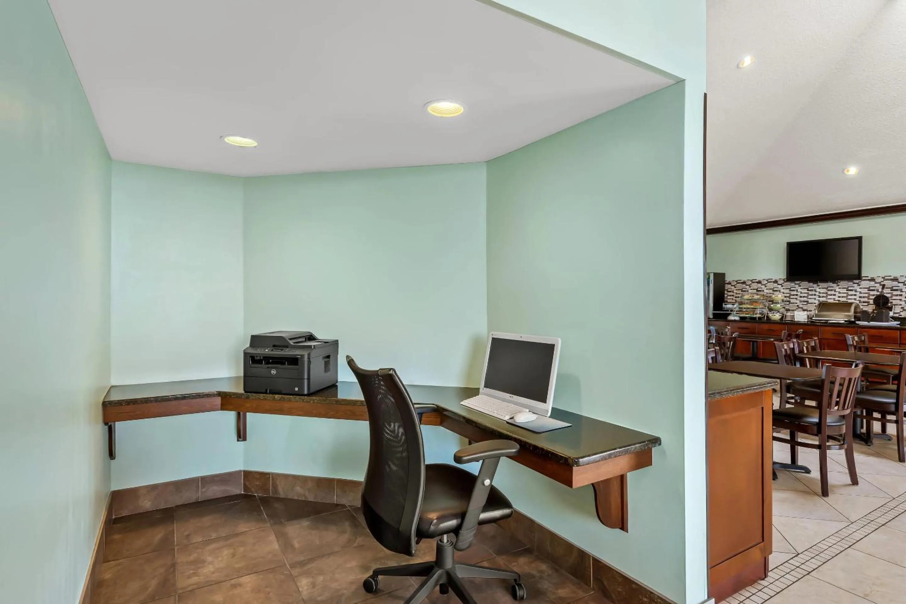 Business facilities in Quality Inn & Suites