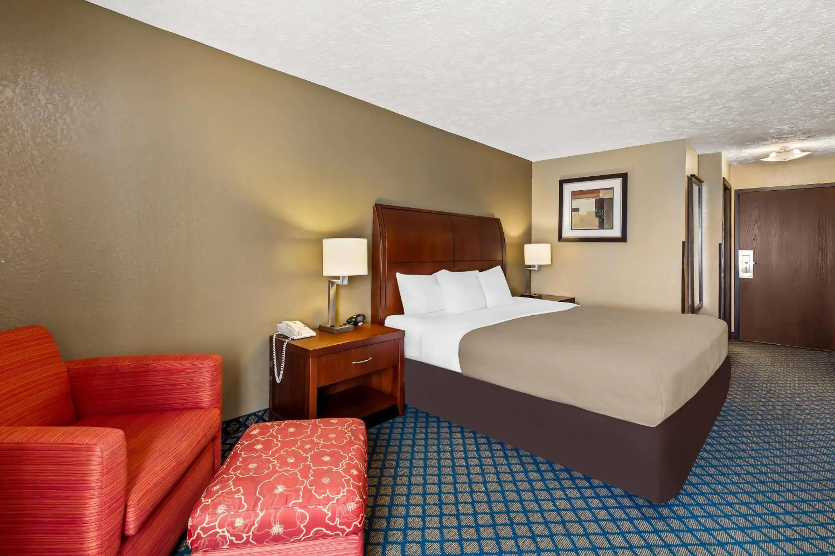 Bedroom, Bed in Quality Inn & Suites
