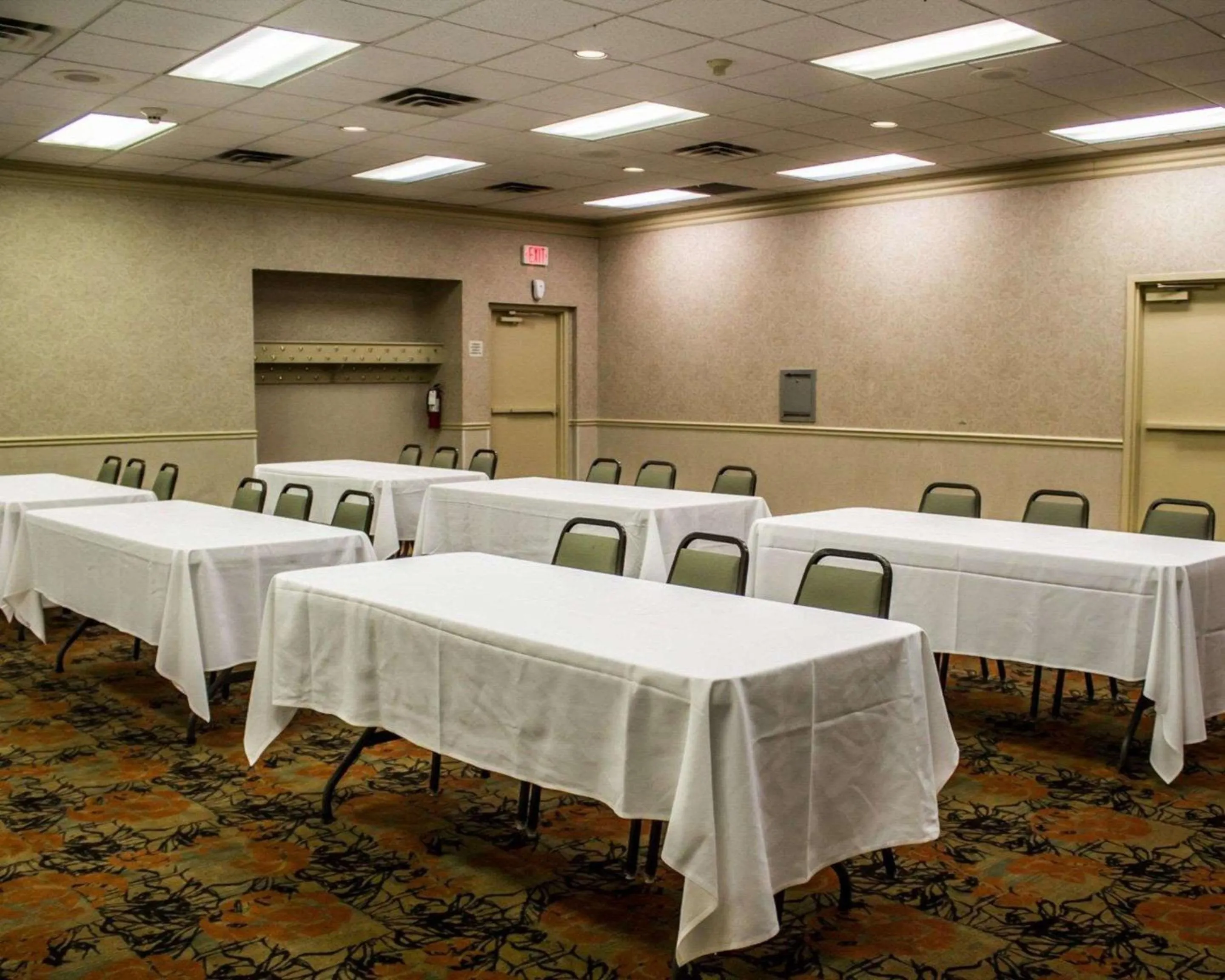 Meeting/conference room in Quality Inn & Suites Mansfield