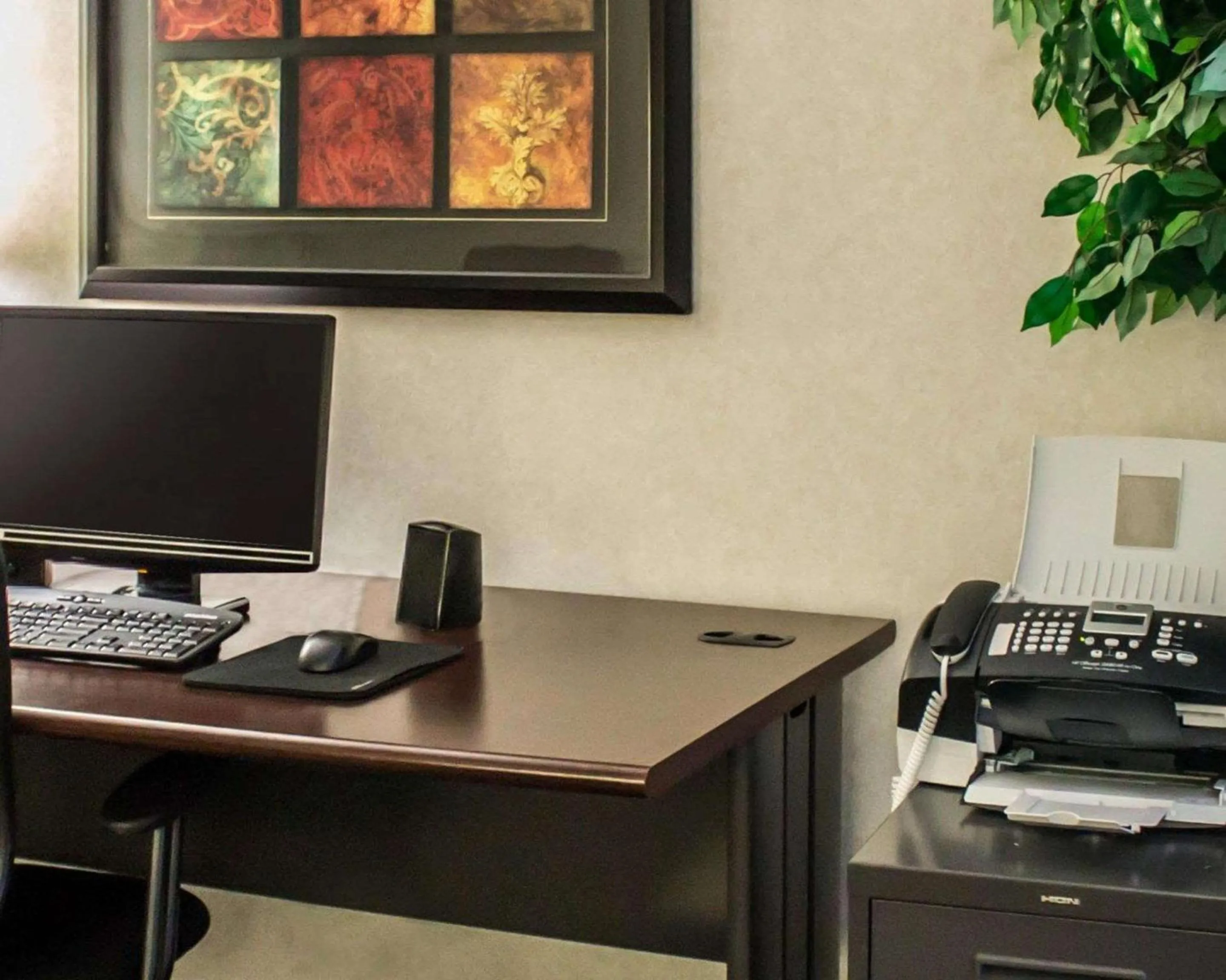 Business facilities, Business Area/Conference Room in Quality Inn & Suites Mansfield