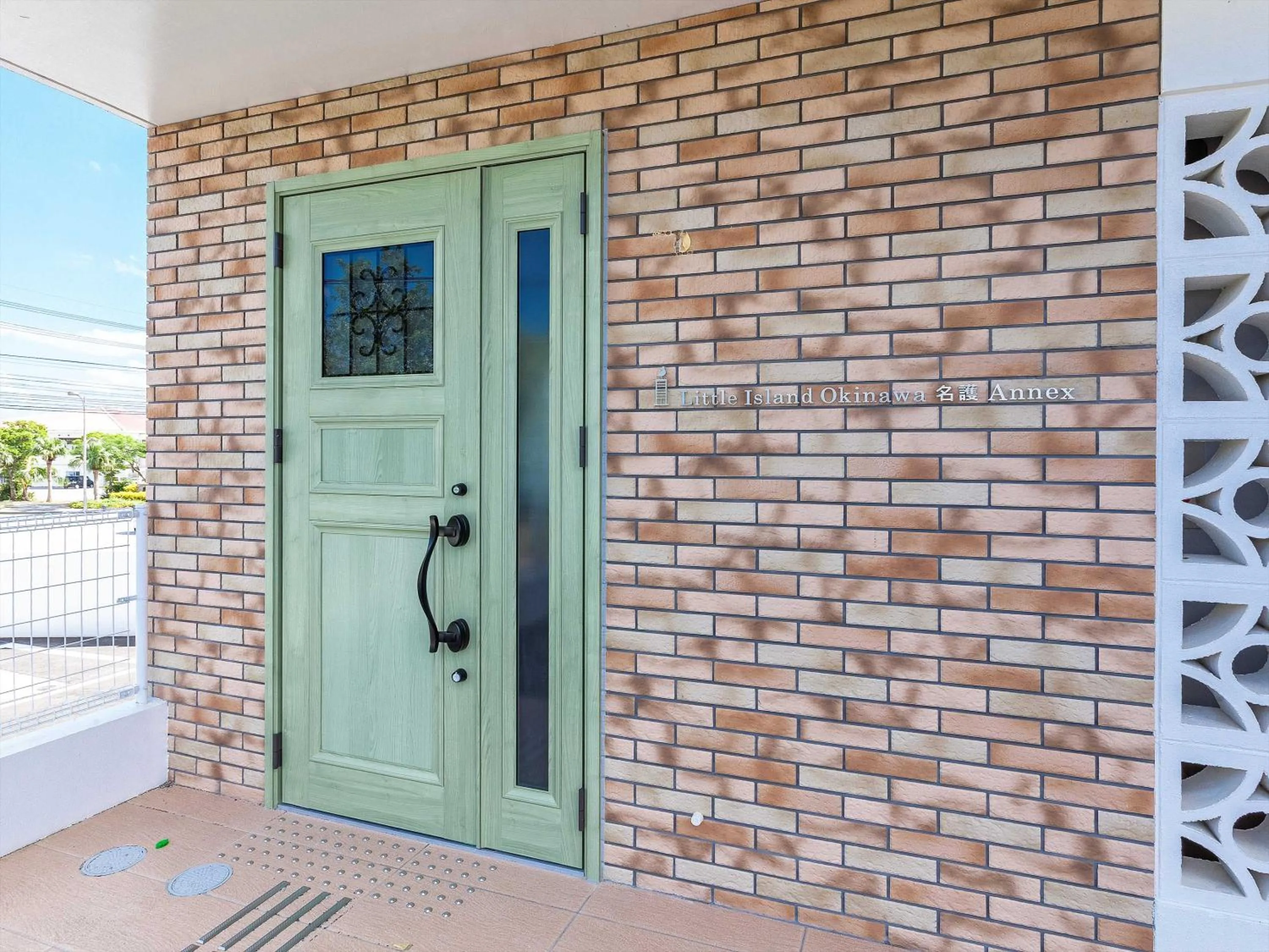 Facade/entrance in Little Island Okinawa Nago