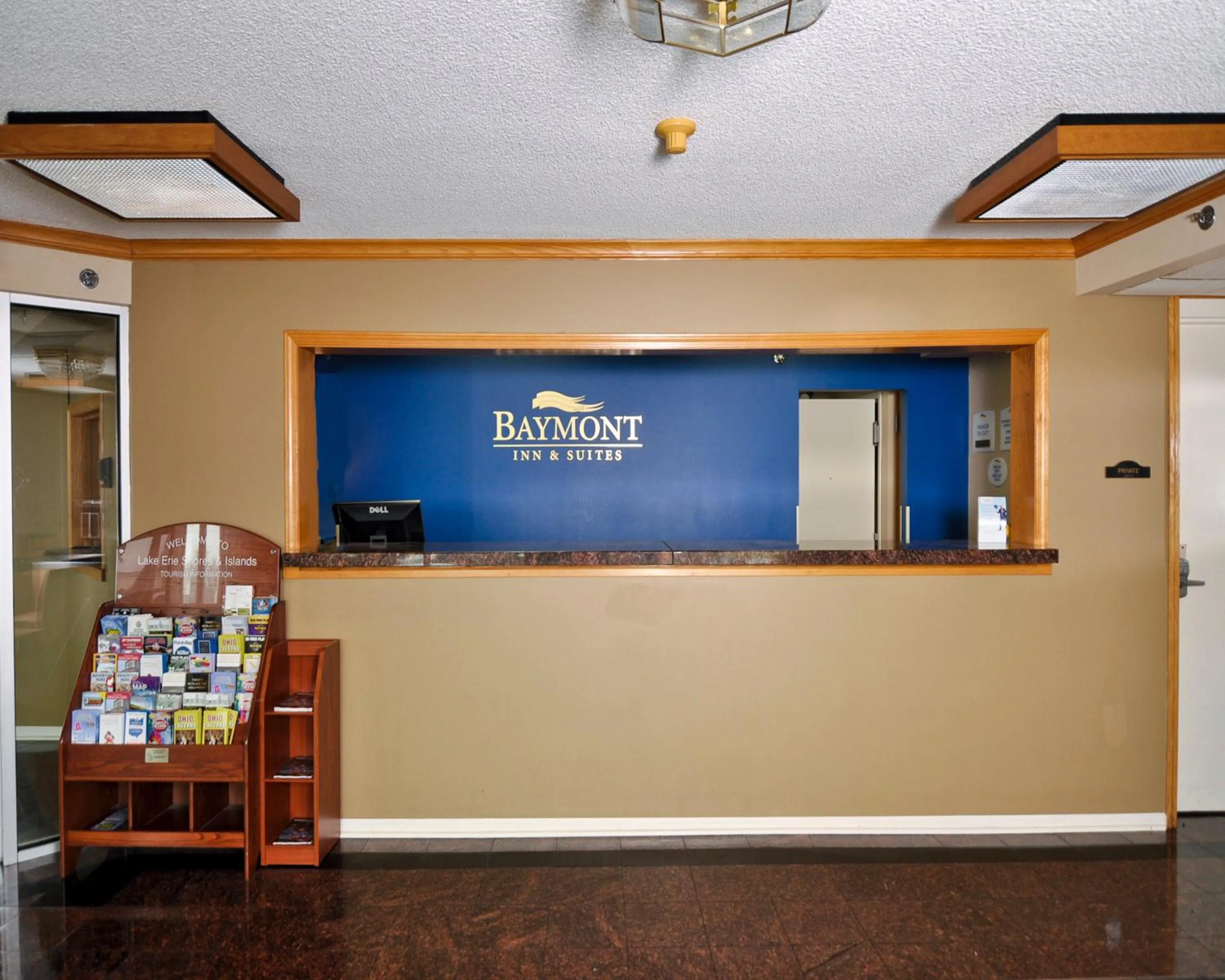 Lobby or reception in Baymont by Wyndham Sandusky