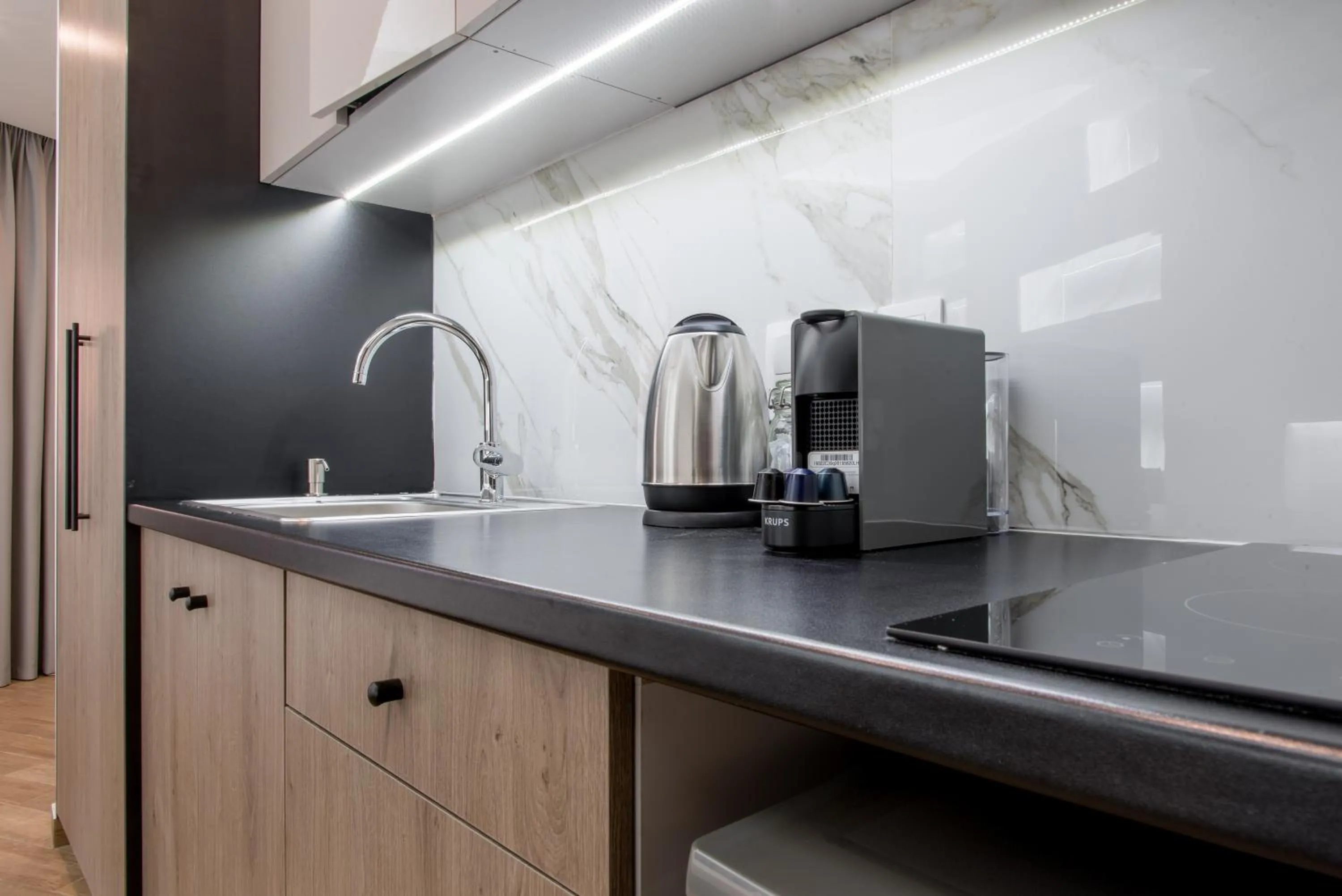 Coffee/tea facilities in My Athens Place