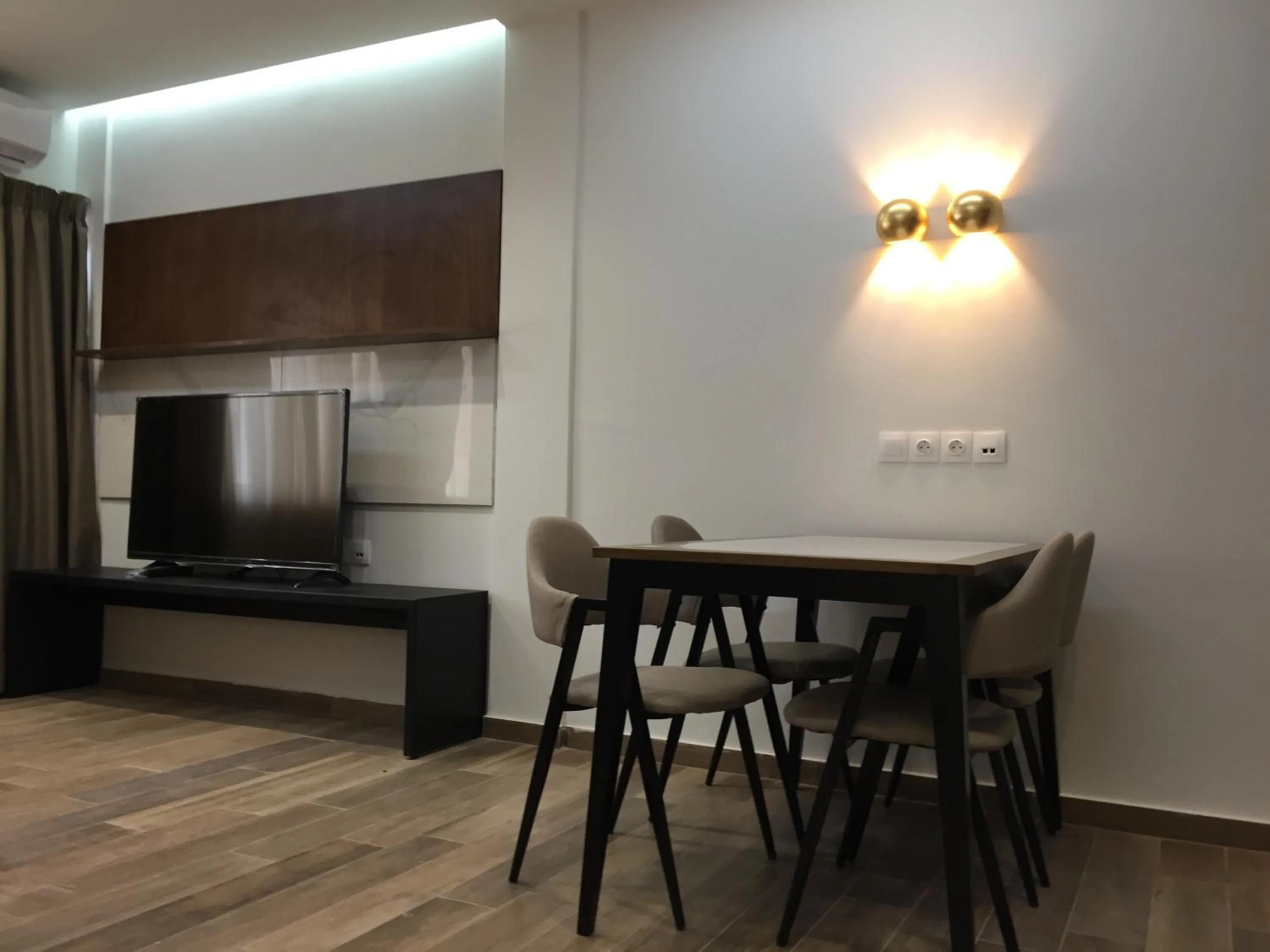 TV and multimedia in My Athens Place