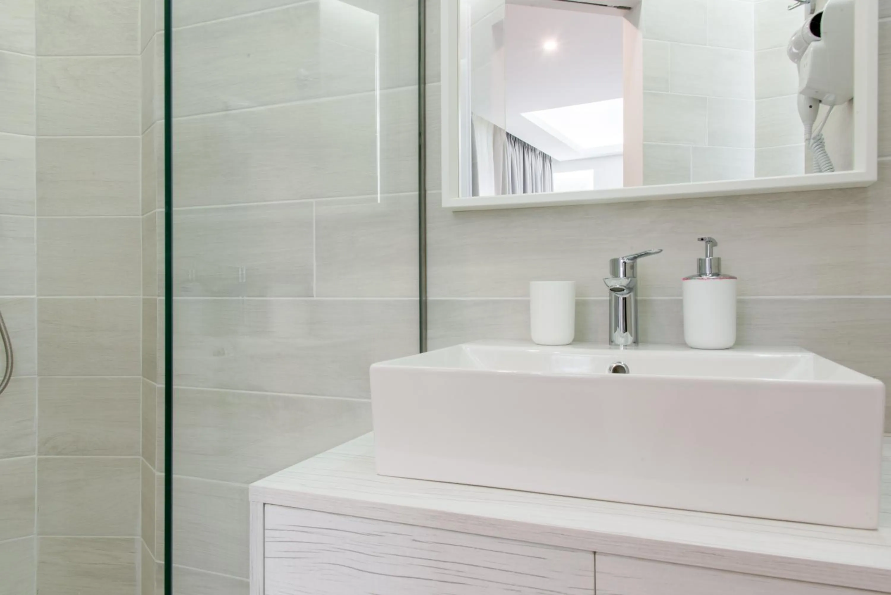 Shower in My Athens Place