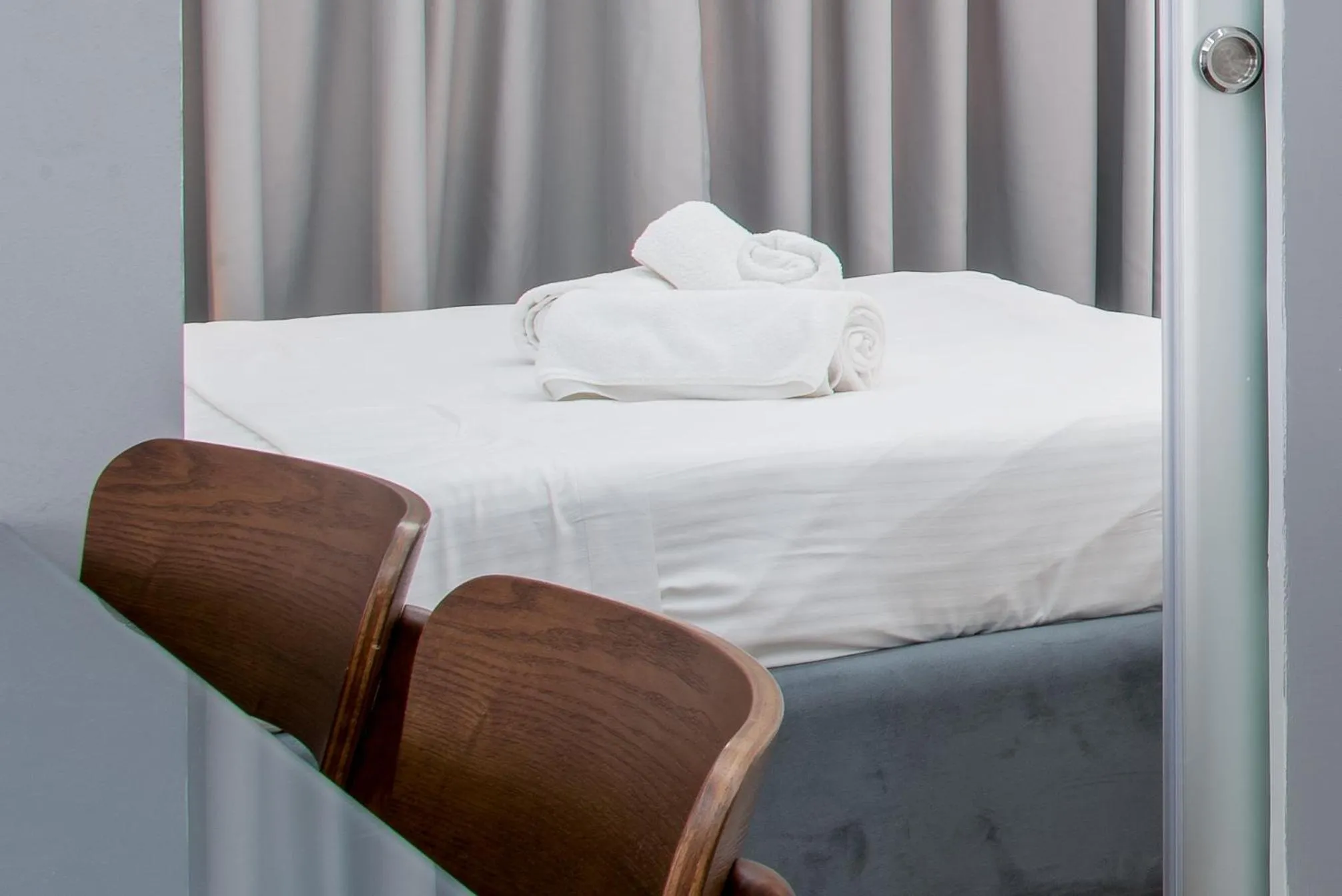 Dining area, Bed in My Athens Place