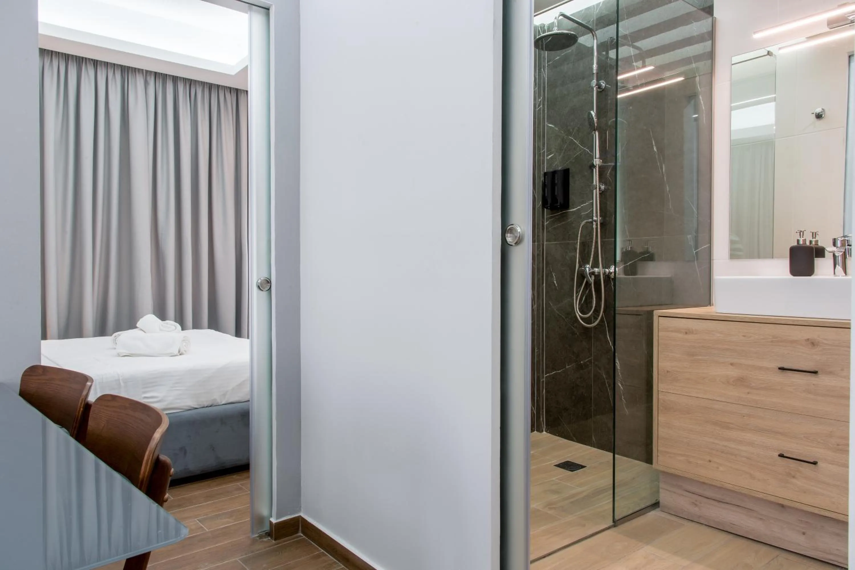 Shower, Bed in My Athens Place