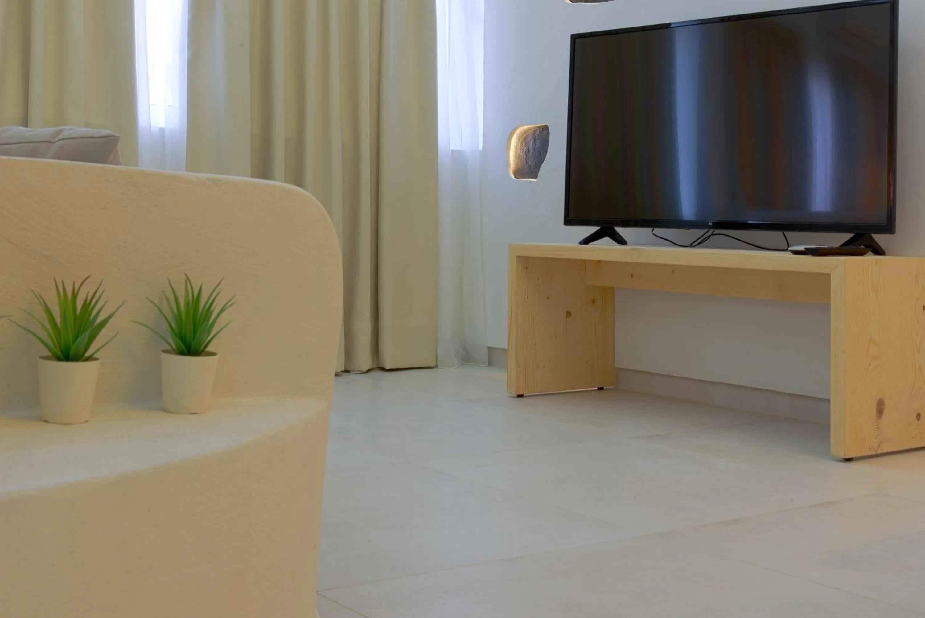 TV and multimedia in My Athens Place