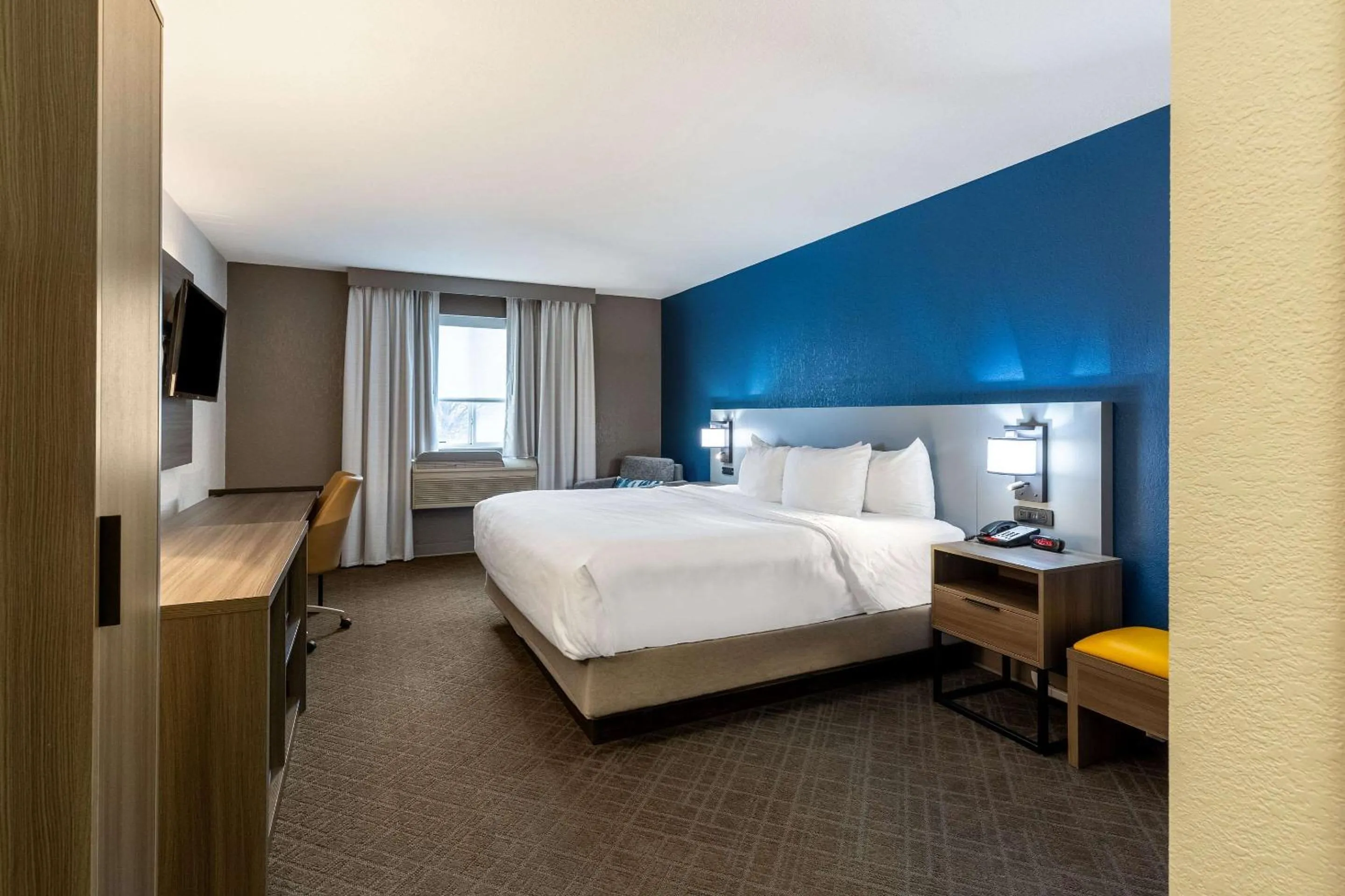 Bedroom, Bed in Comfort Inn & Suites