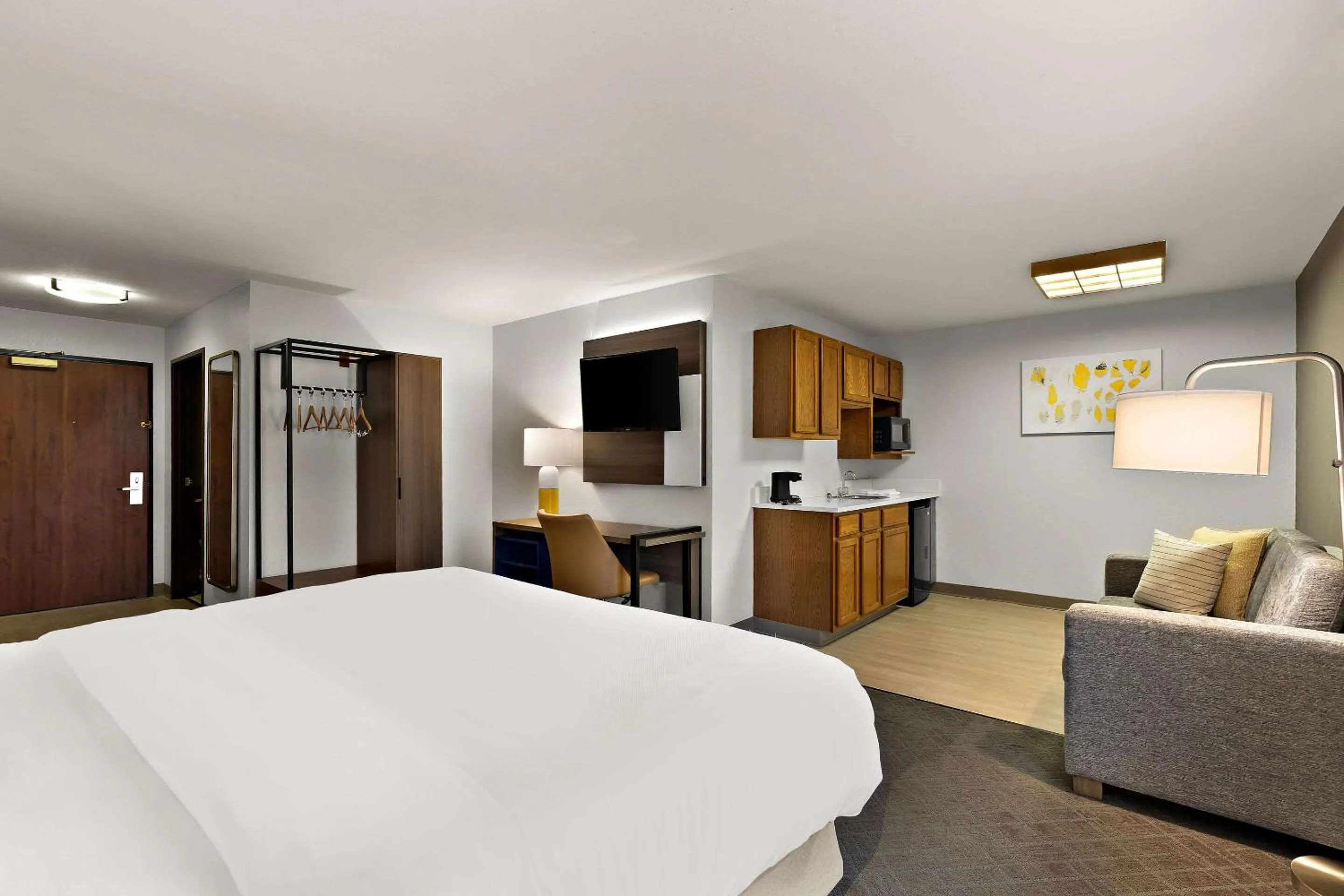 Bedroom, Bed in Comfort Inn & Suites