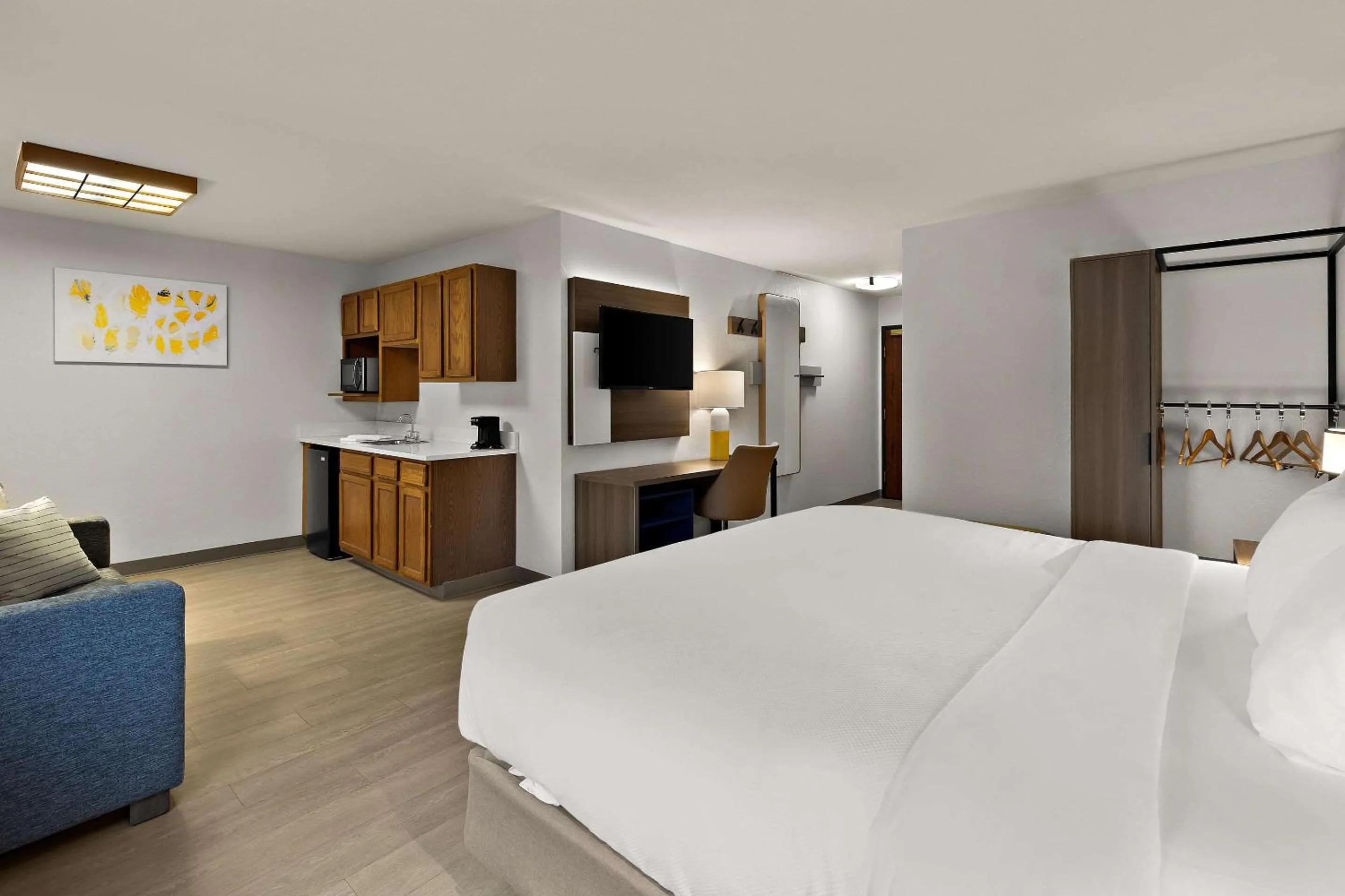 Bedroom, Bed in Comfort Inn & Suites