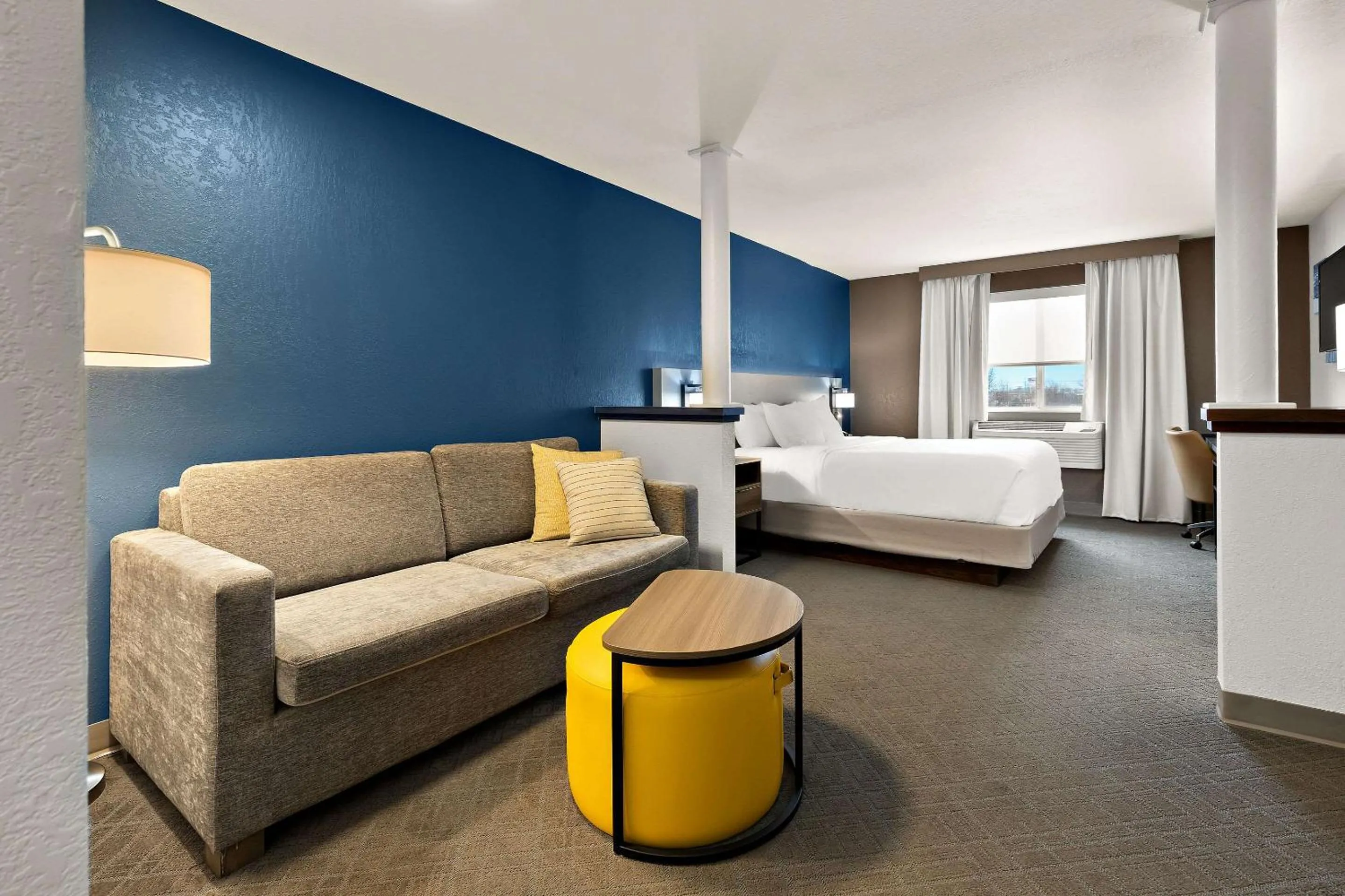 Bedroom, Bed in Comfort Inn & Suites