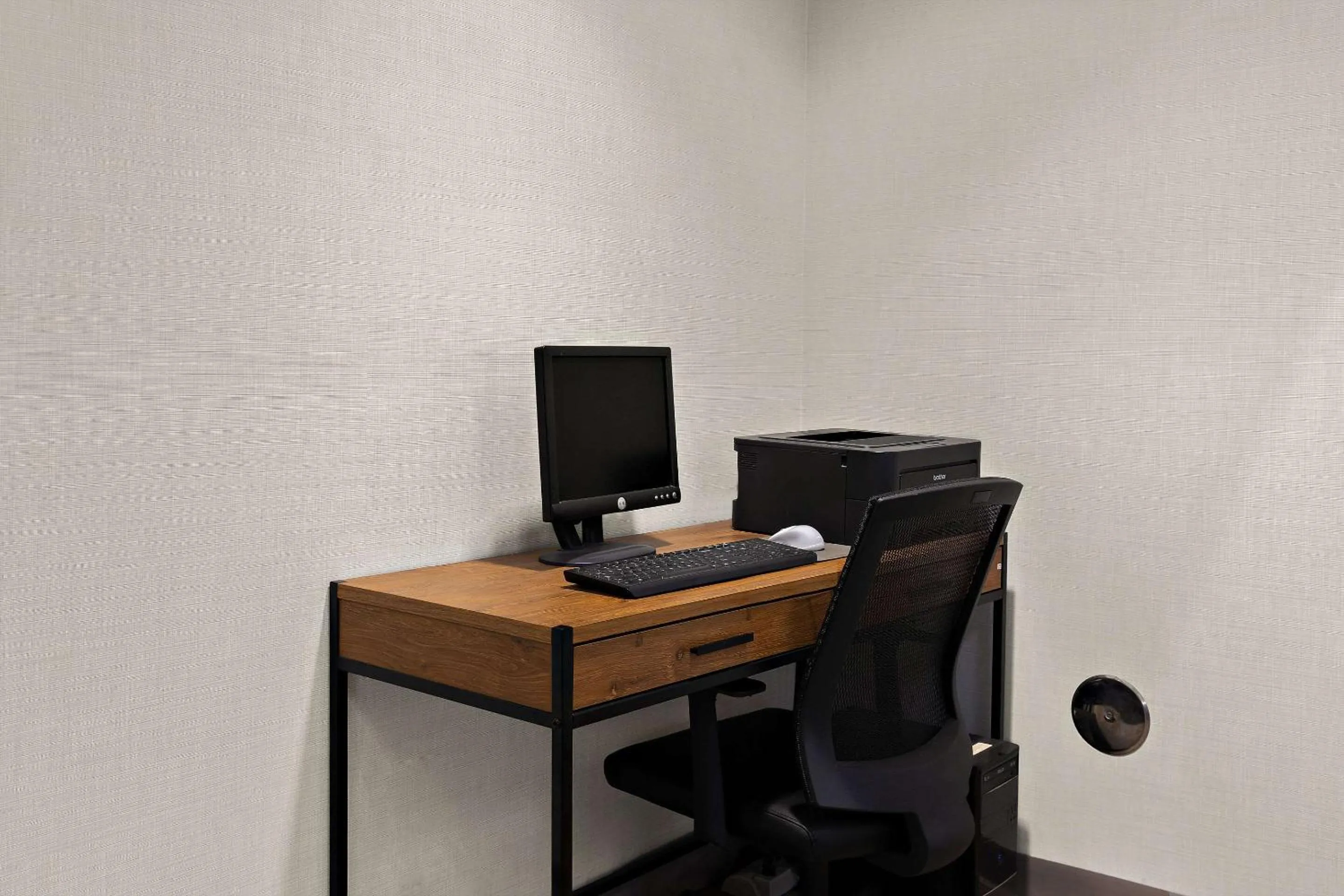 Business facilities in Comfort Inn & Suites
