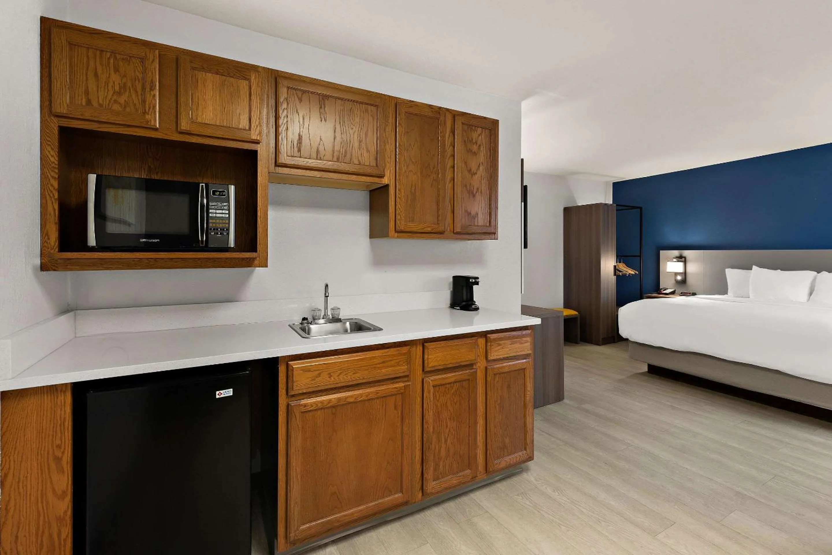 Bedroom, Bed in Comfort Inn & Suites