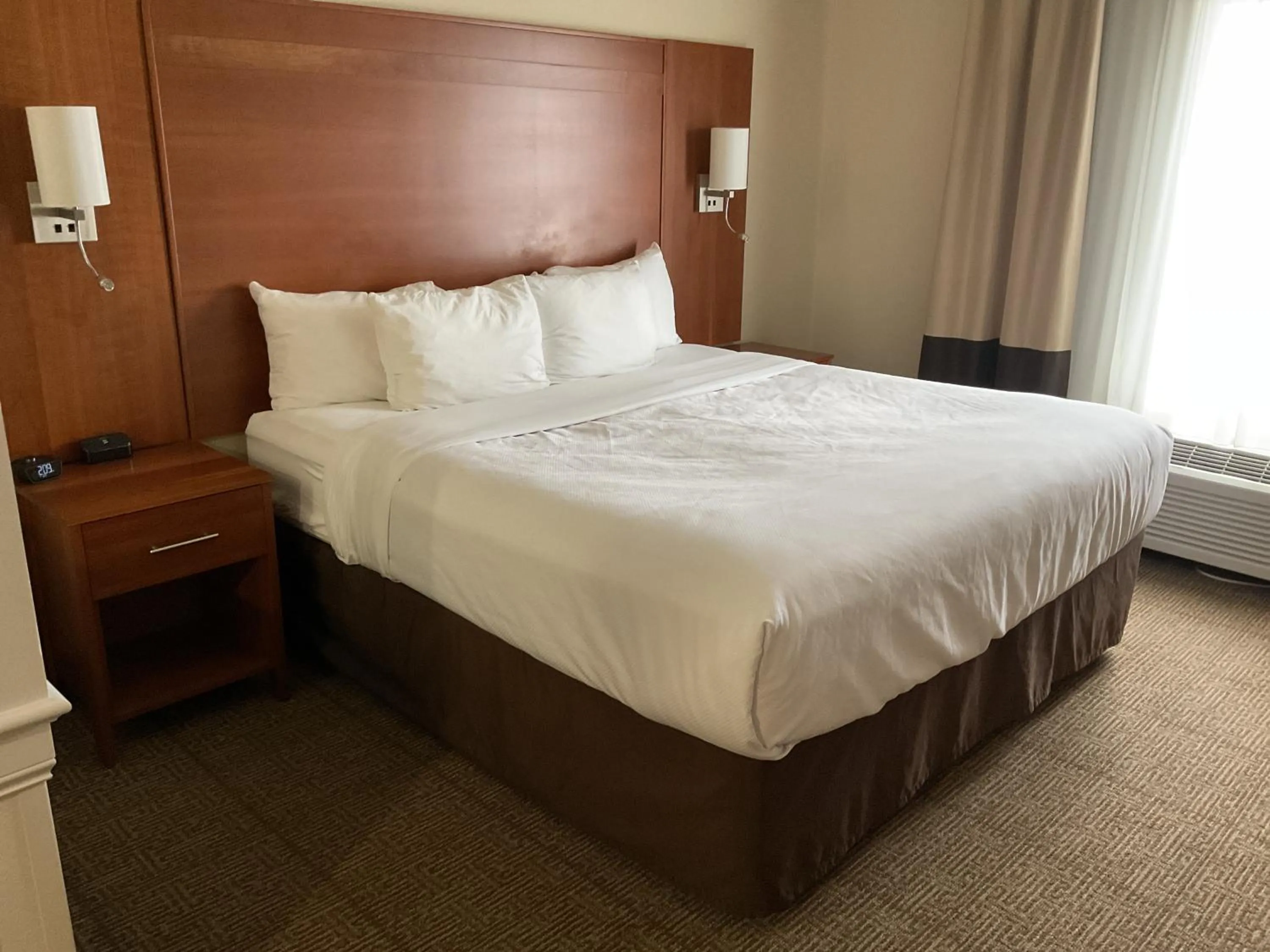 Bed in Comfort Suites Hotel and Conference Center
