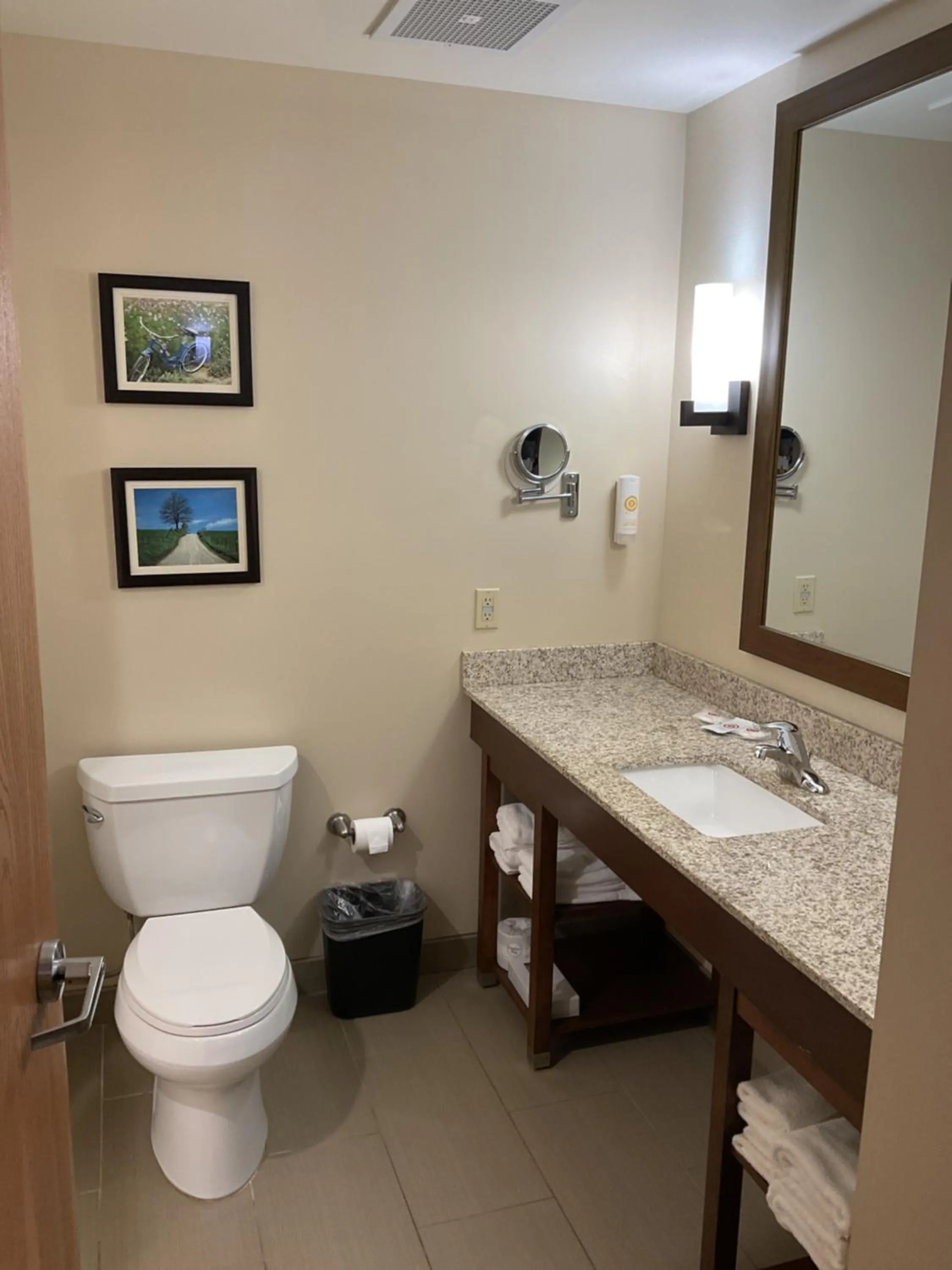 Comfort Suites Hotel and Conference Center