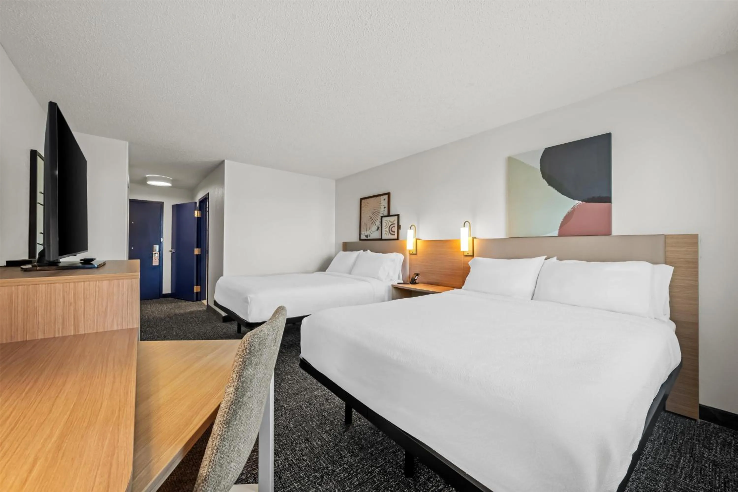 Bed in Spark By Hilton Cleveland Beachwood