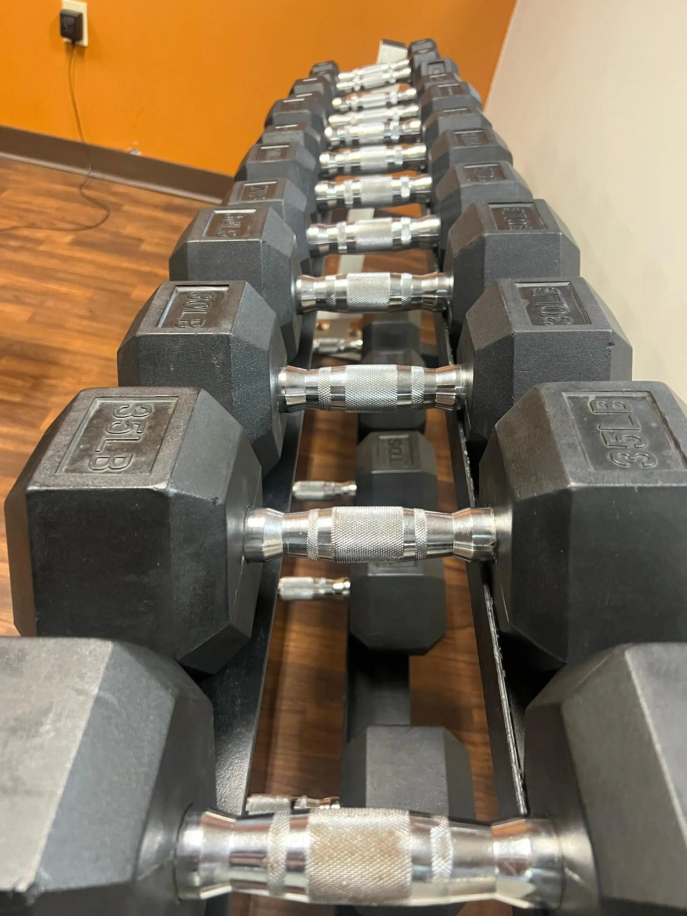 Fitness centre/facilities in Comfort Suites Twinsburg