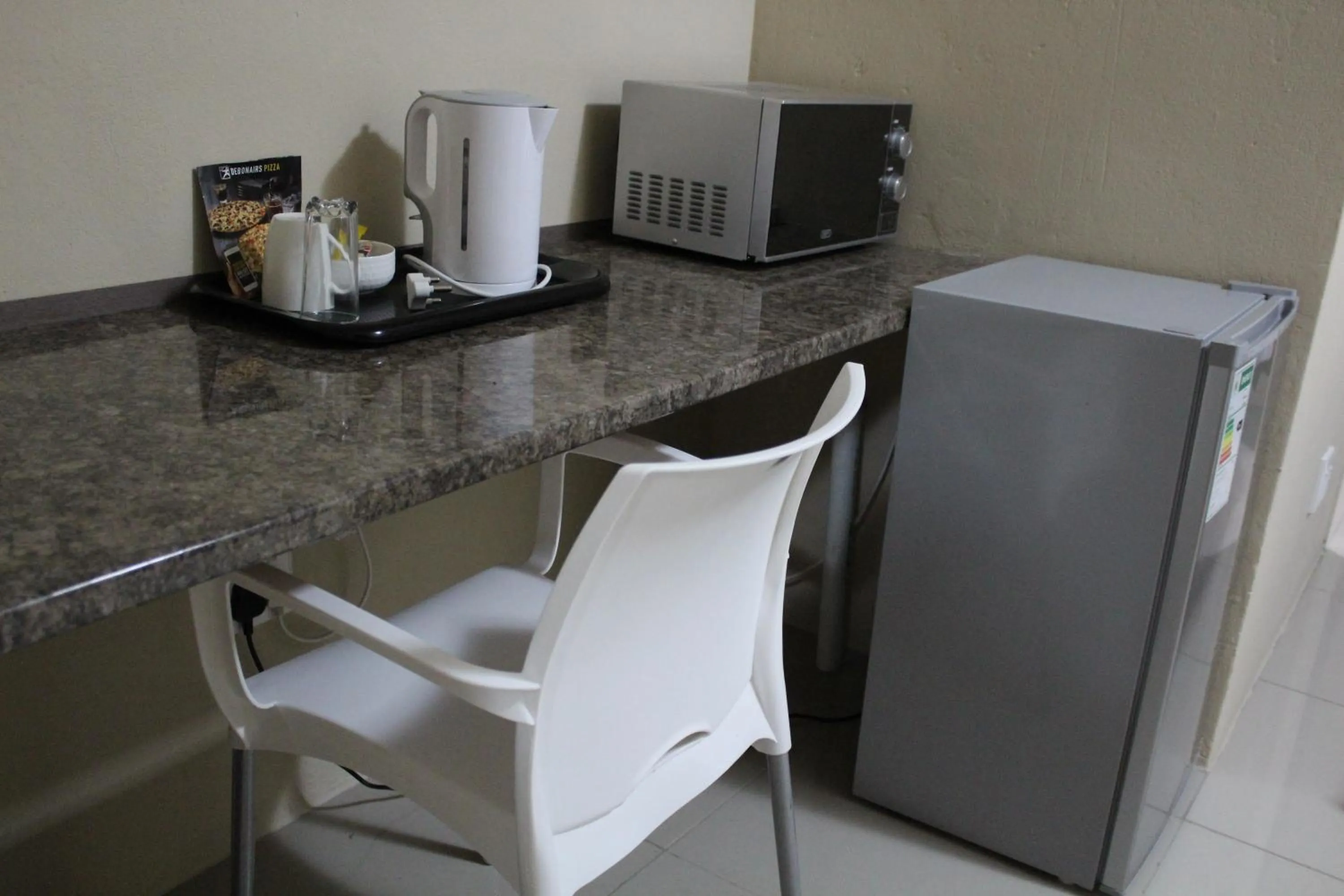 Coffee/tea facilities in M n M Guesthouse In Turfloop Mankweng