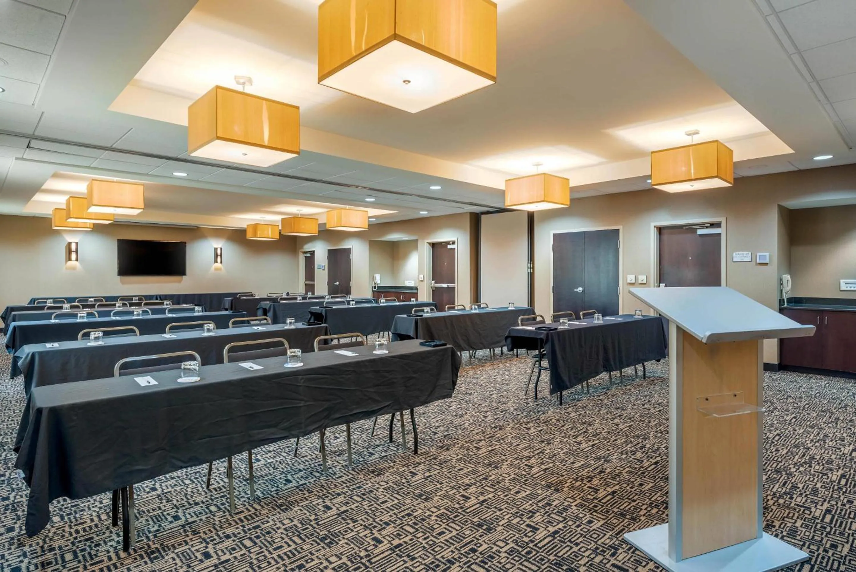 Meeting/conference room in Cambria Hotel Akron - Canton Airport