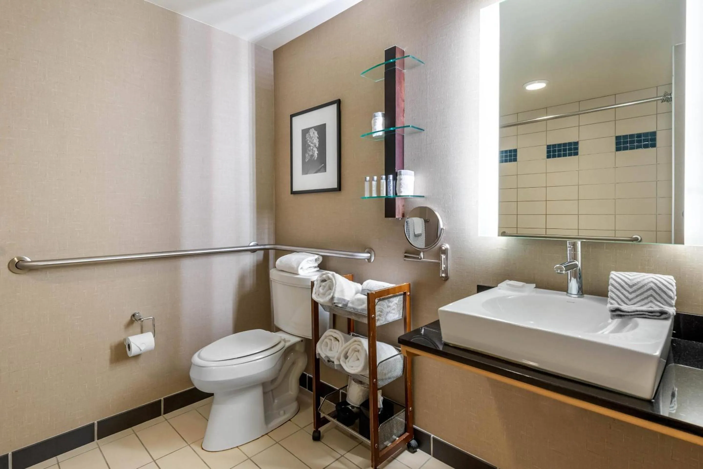 Bedroom in Cambria Hotel Akron - Canton Airport