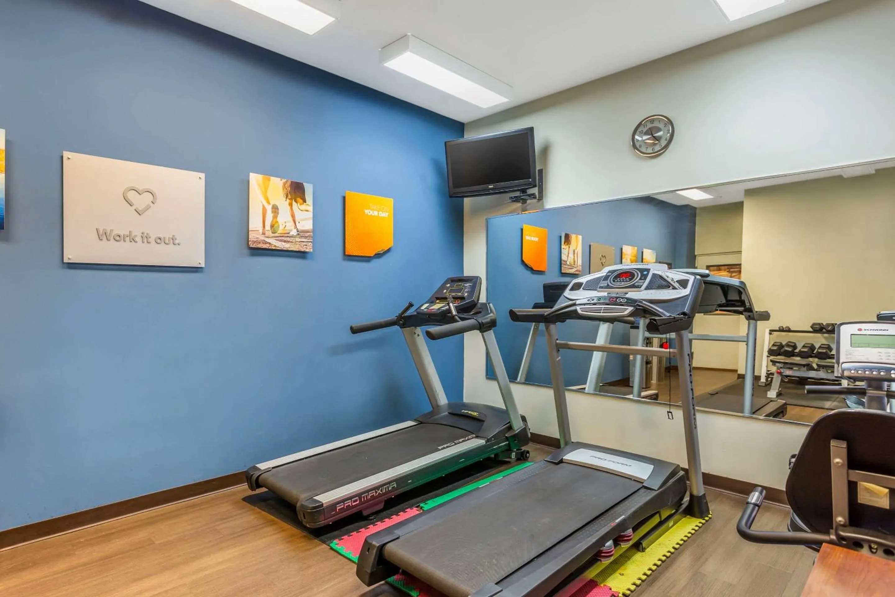 Fitness centre/facilities in Comfort Suites South Point - Huntington