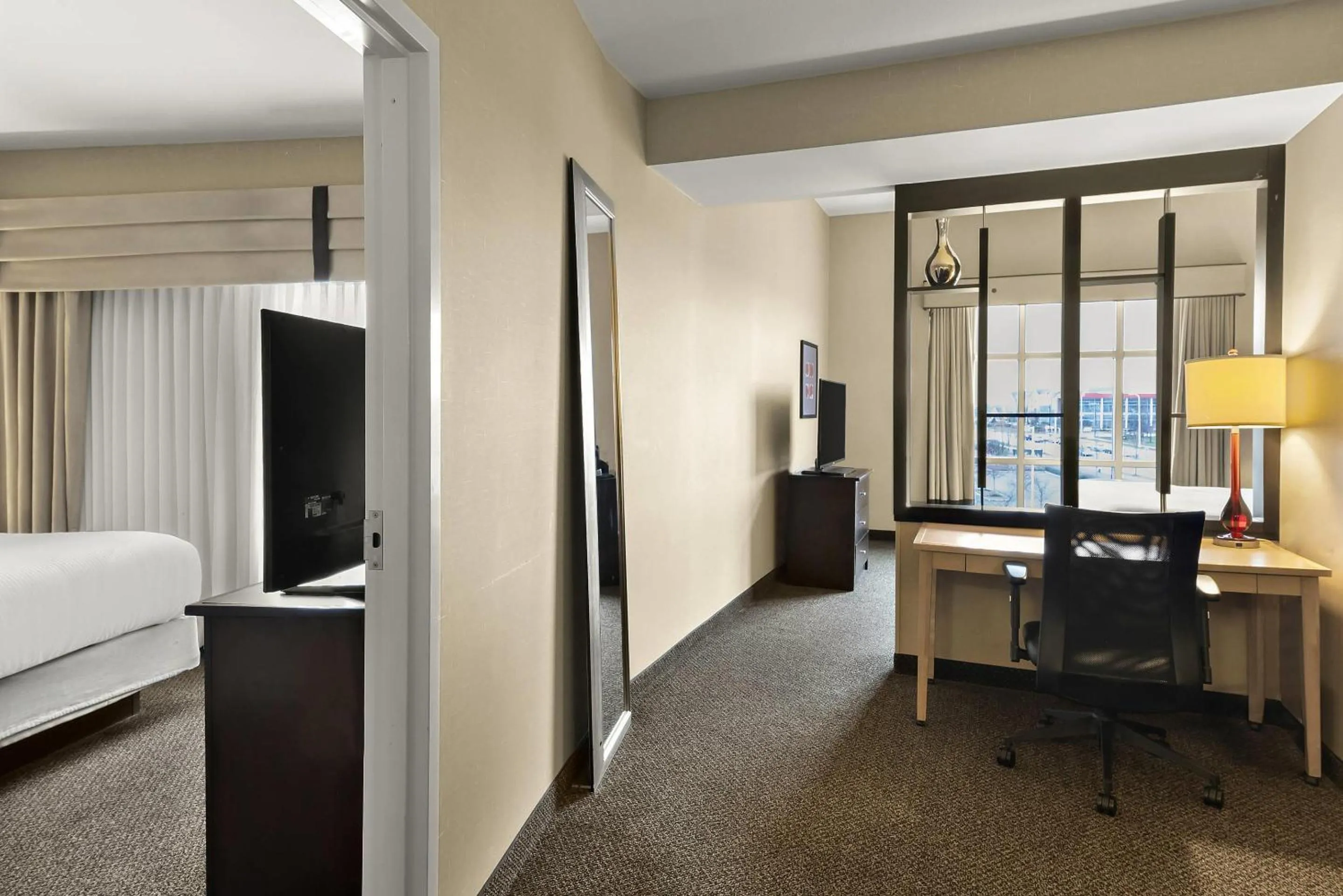 Bedroom, Bed in Cambria Hotel Columbus - Polaris