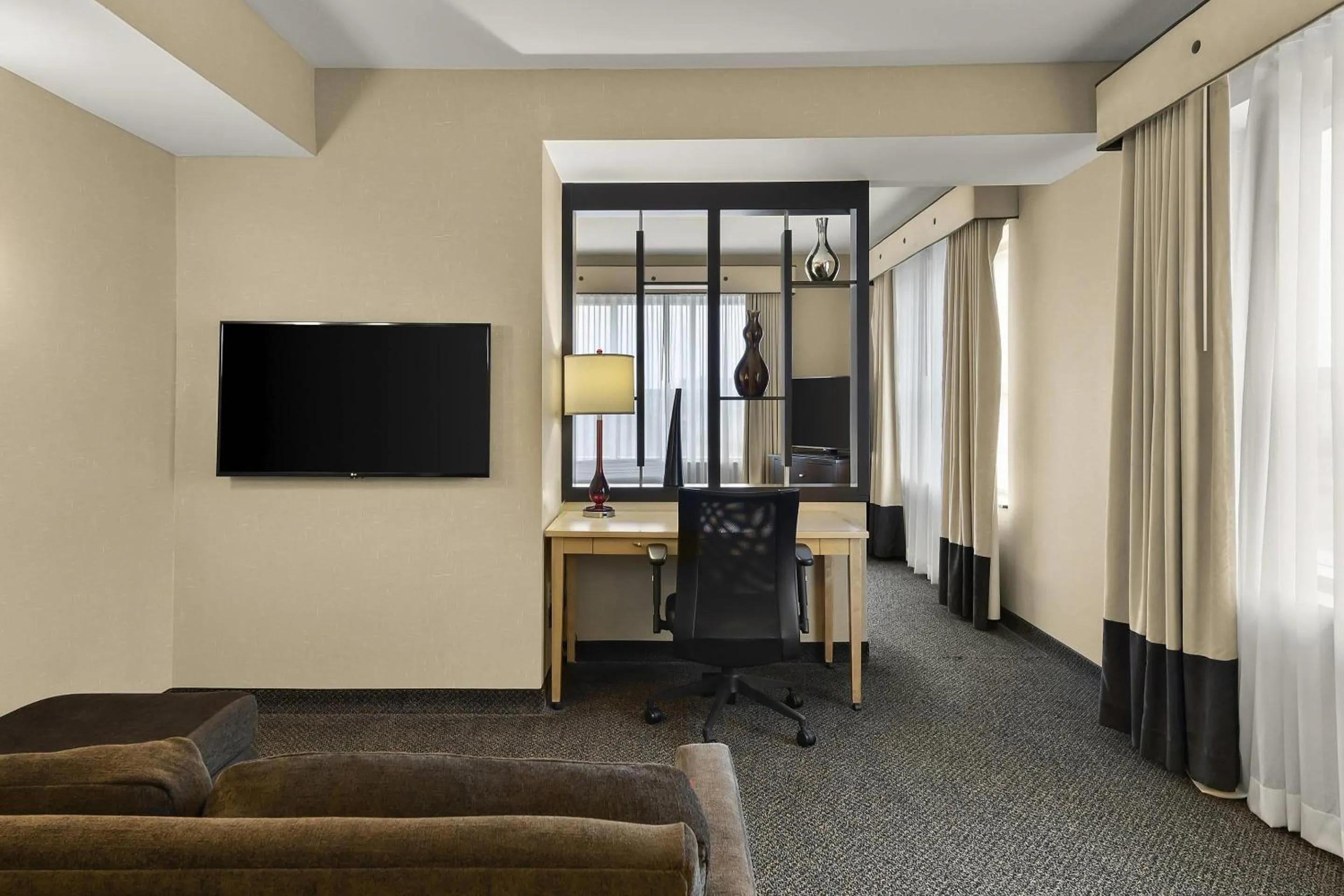 Bedroom in Cambria Hotel Columbus - Polaris