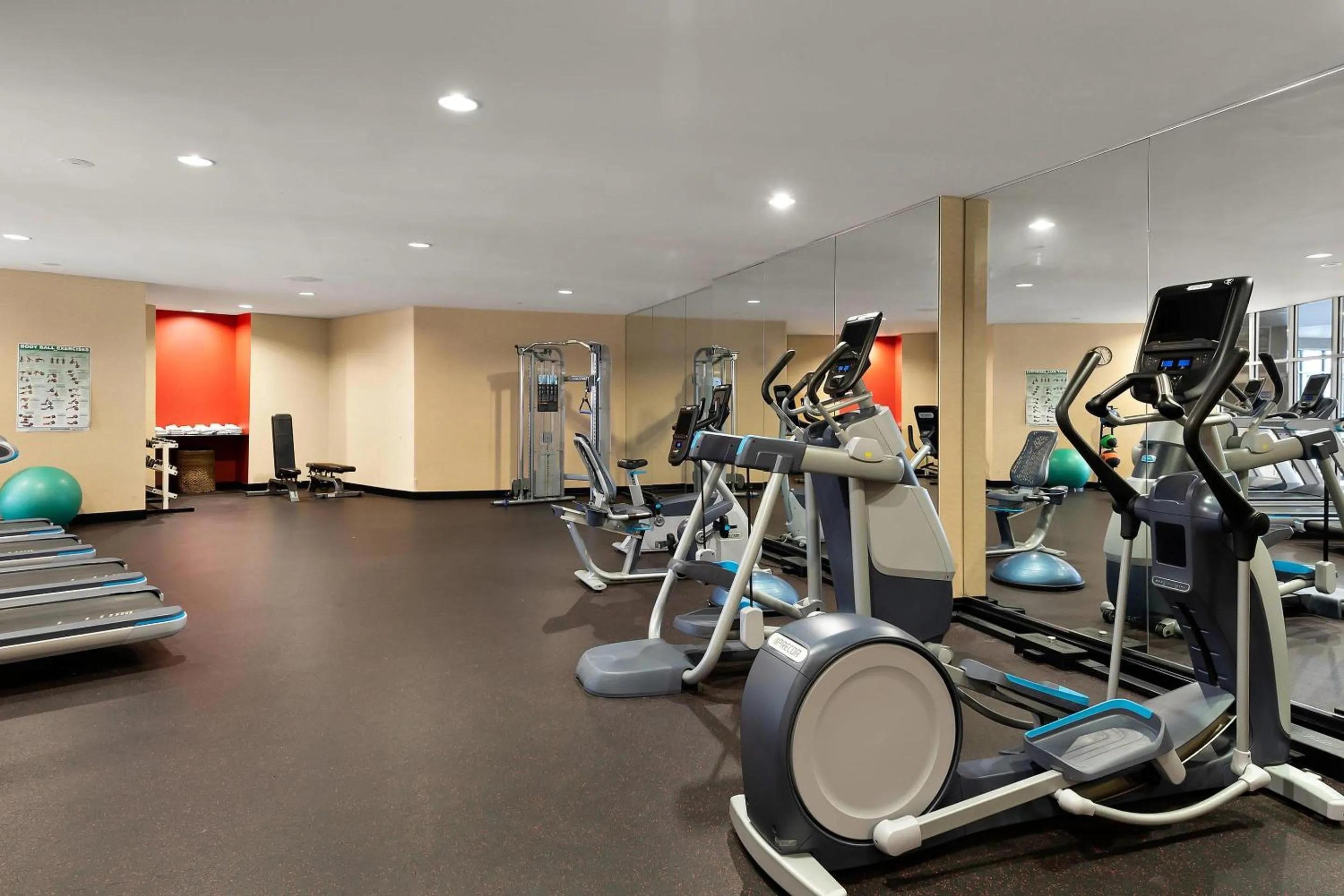 Fitness centre/facilities in Cambria Hotel Columbus - Polaris