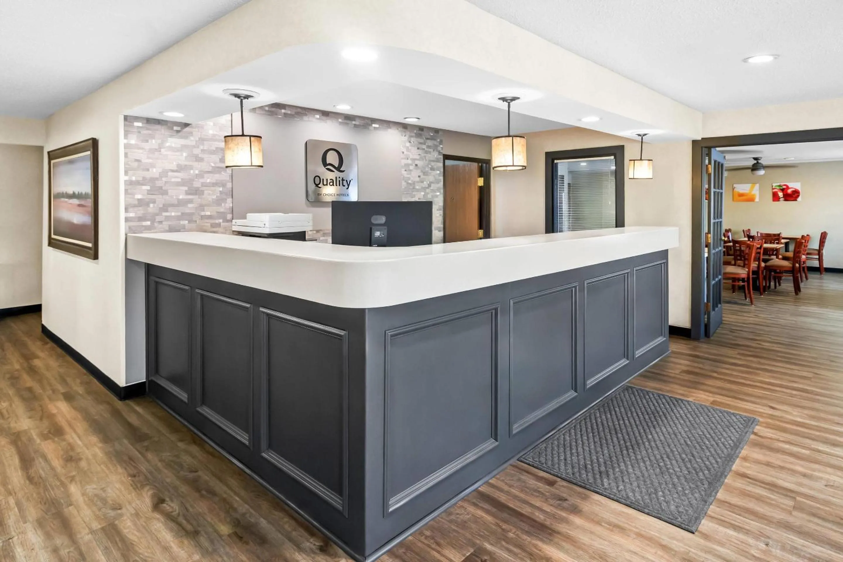 Lobby or reception in Quality Inn East Liverpool - Calcutta