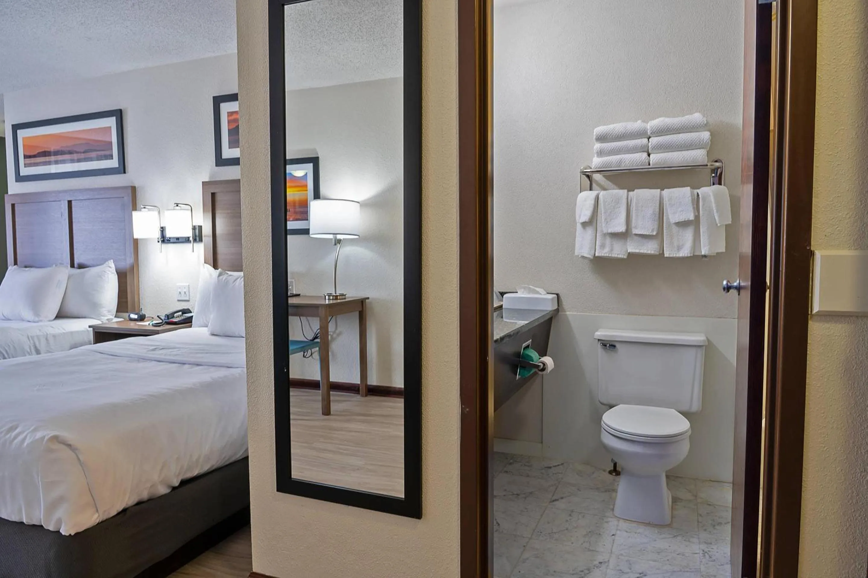 Bedroom, Bed in Quality Inn Milan-Sandusky