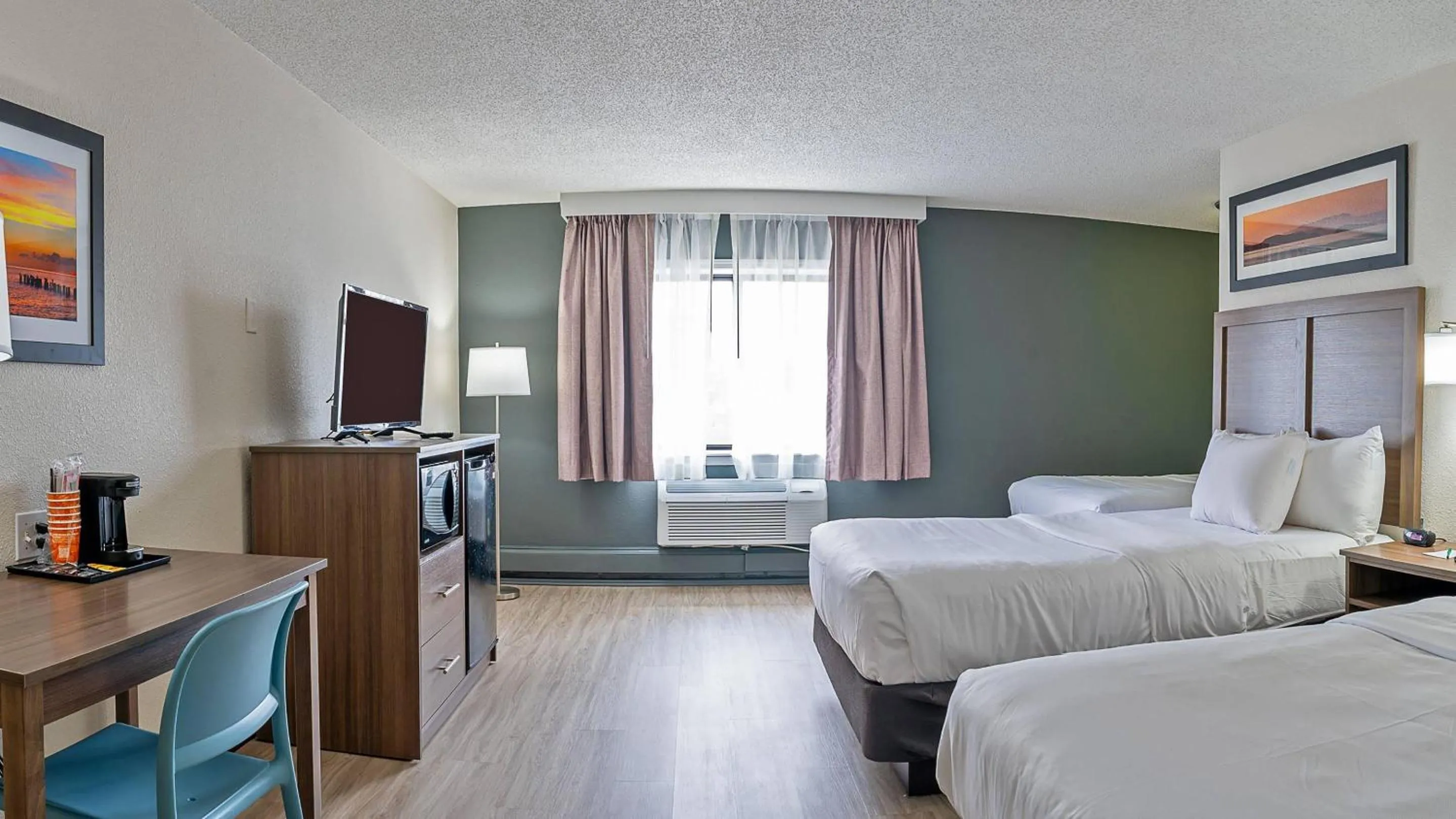 Bedroom, Bed in Quality Inn Milan-Sandusky