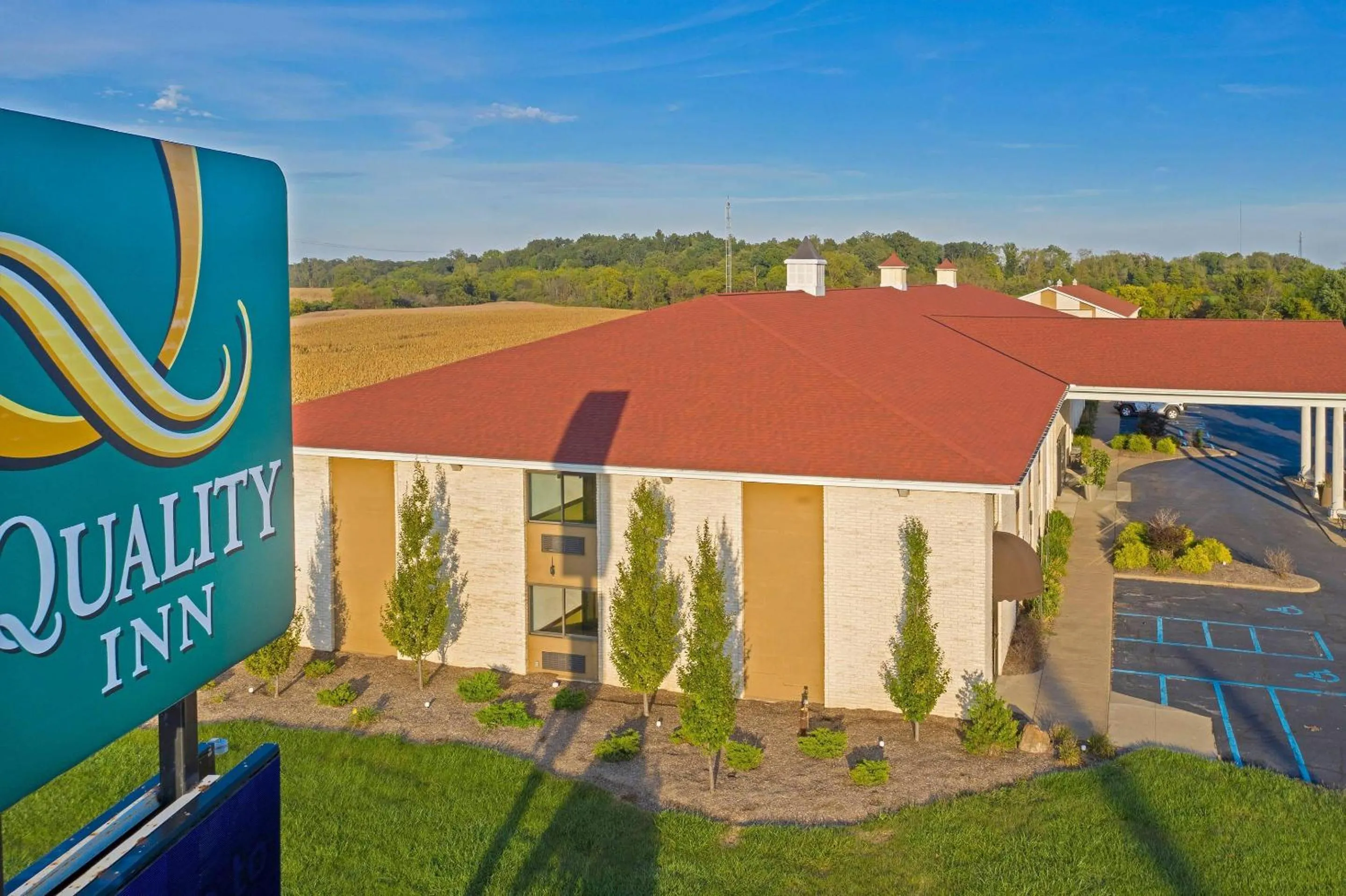 Property building in Quality Inn Milan-Sandusky