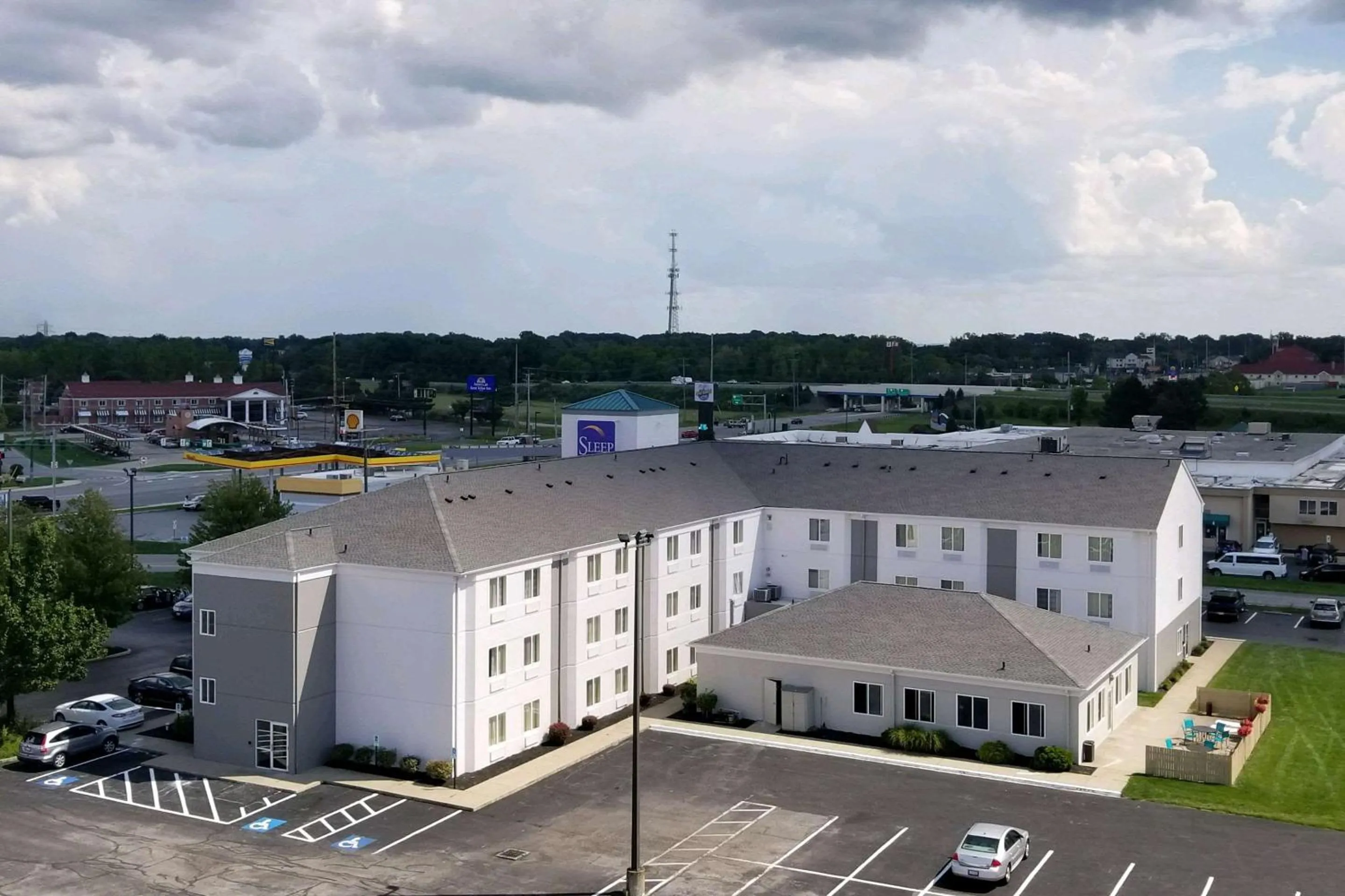 Property building in Sleep Inn Sandusky