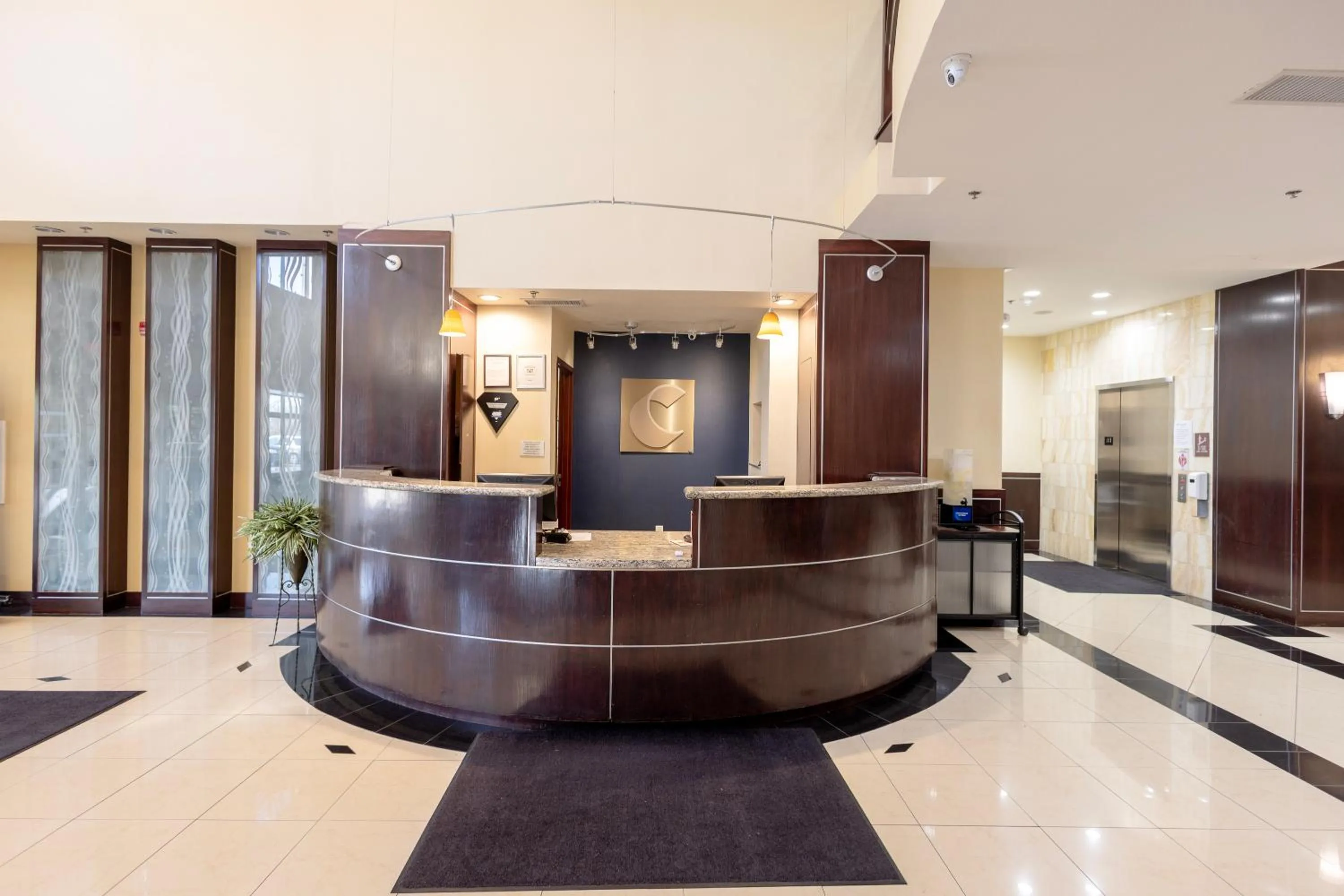 Lobby or reception in Comfort Suites Troy-I75