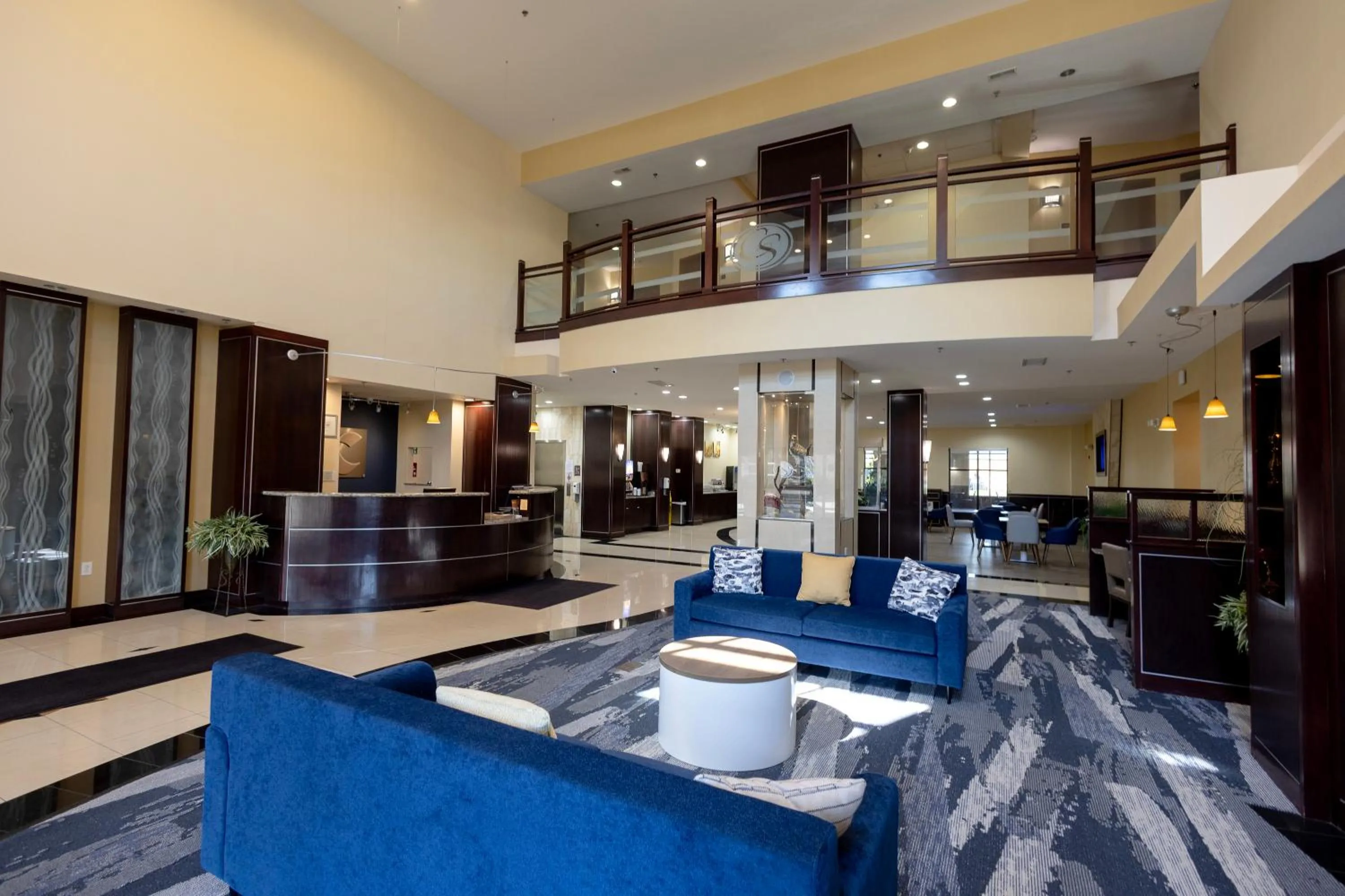 Lobby or reception in Comfort Suites Troy-I75