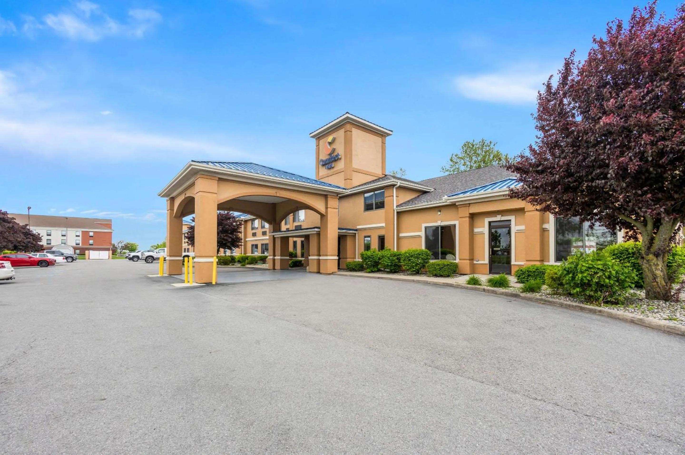 Property building in Comfort Inn Van Wert