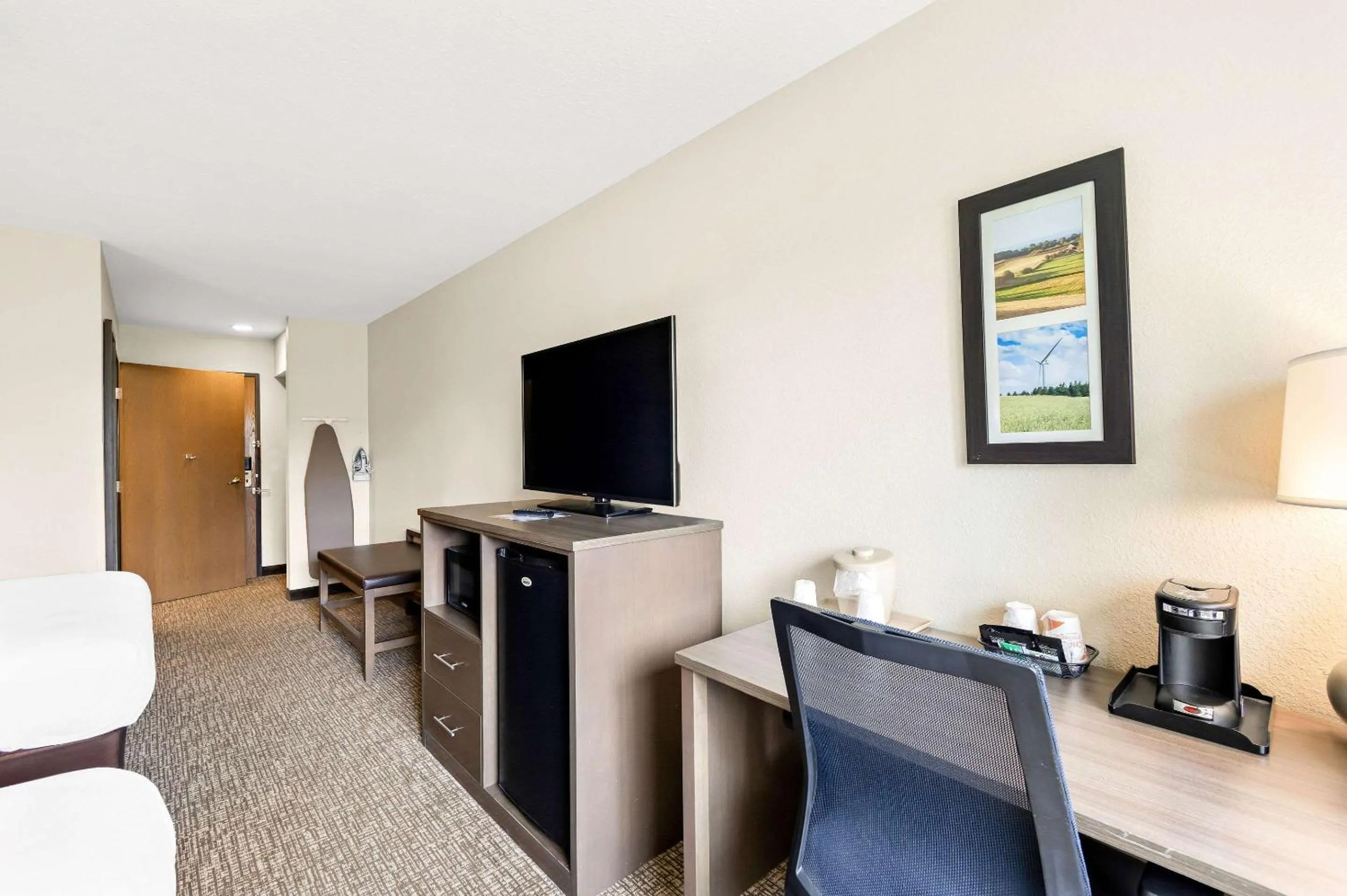 Bedroom in Comfort Inn Van Wert