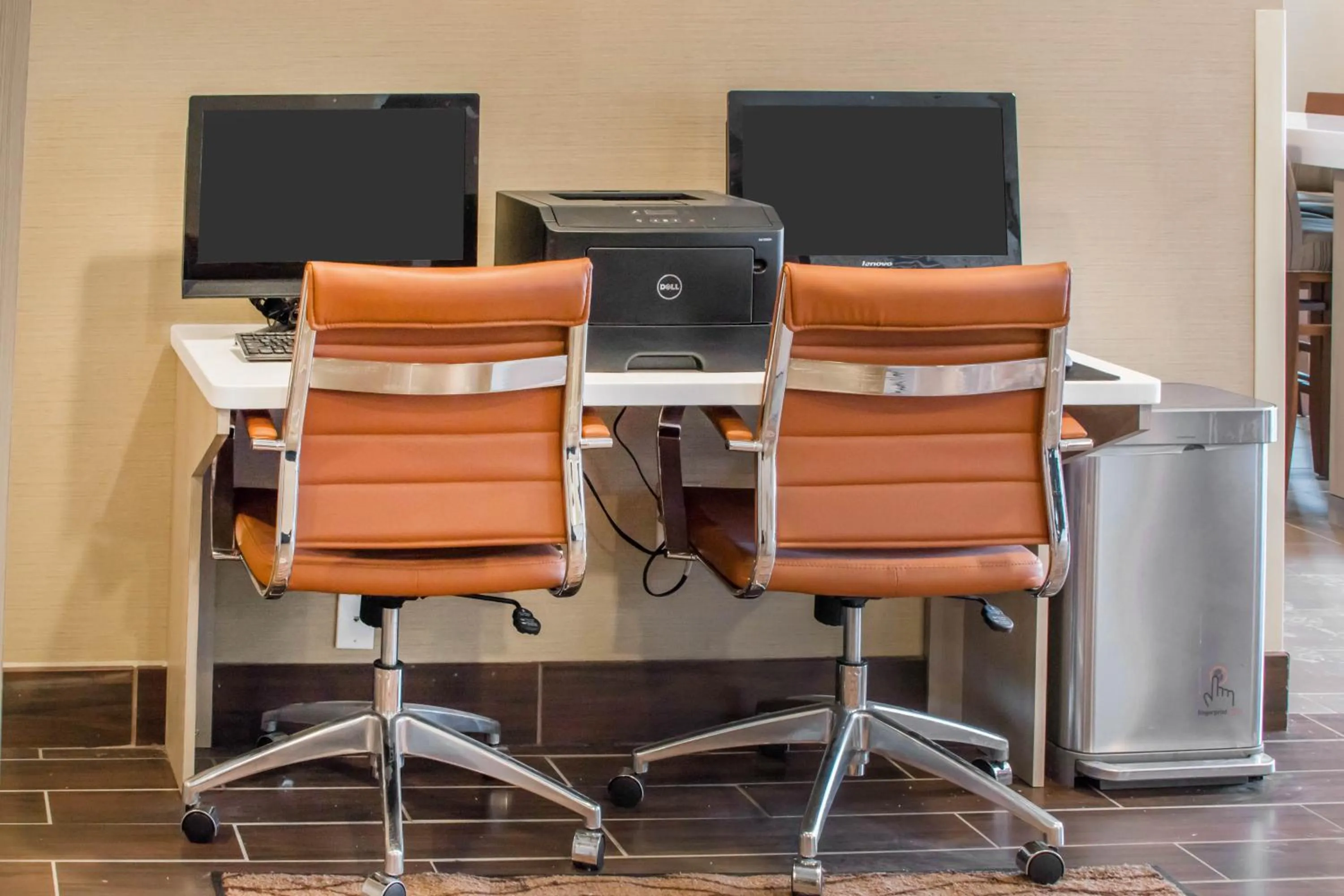 Business facilities in Comfort Inn Mayfield Heights Cleveland East