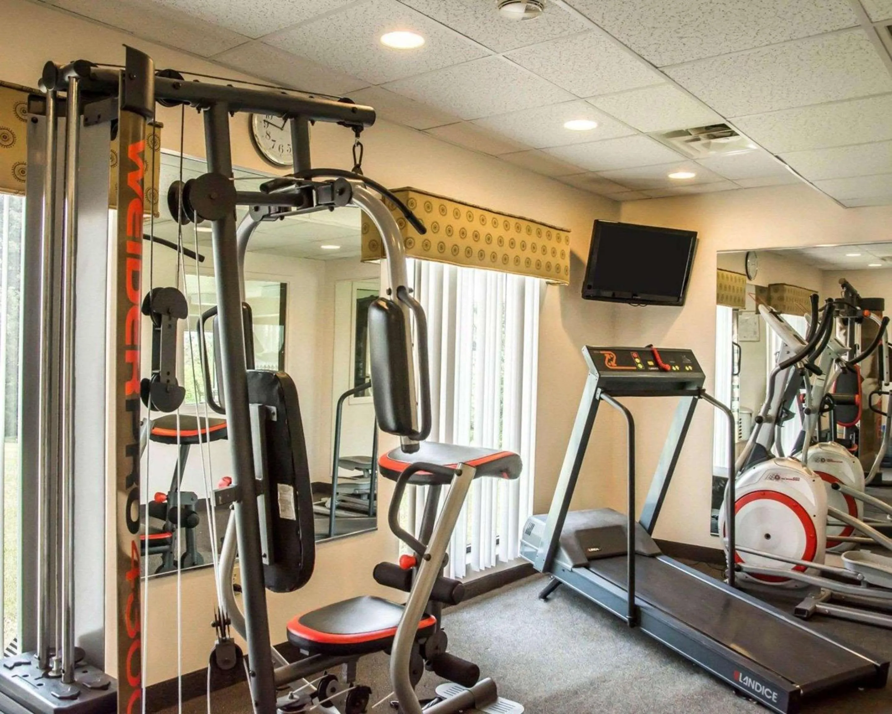 Fitness centre/facilities in Quality Inn Springboro West