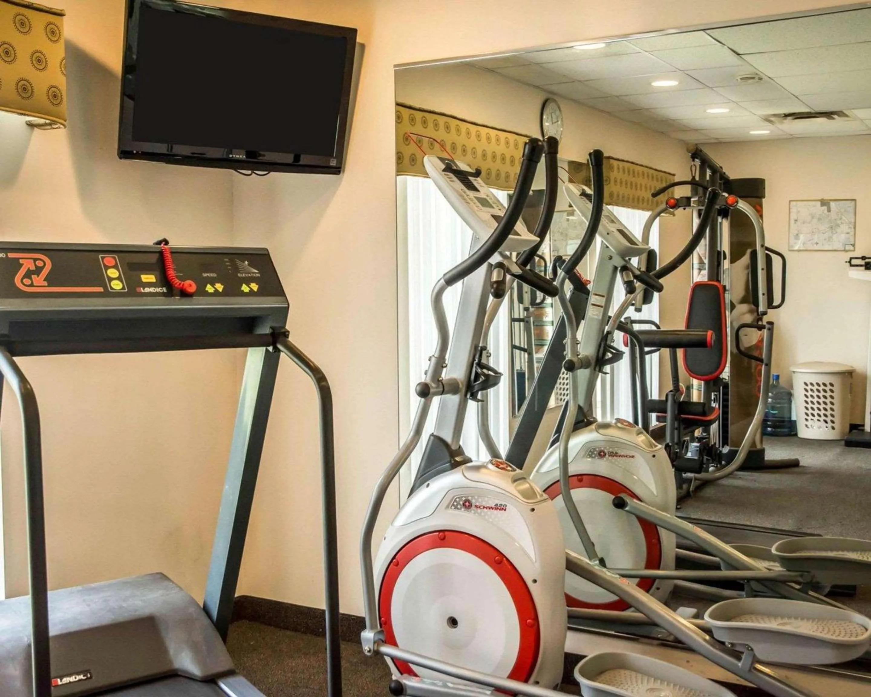 Fitness centre/facilities in Quality Inn Springboro West
