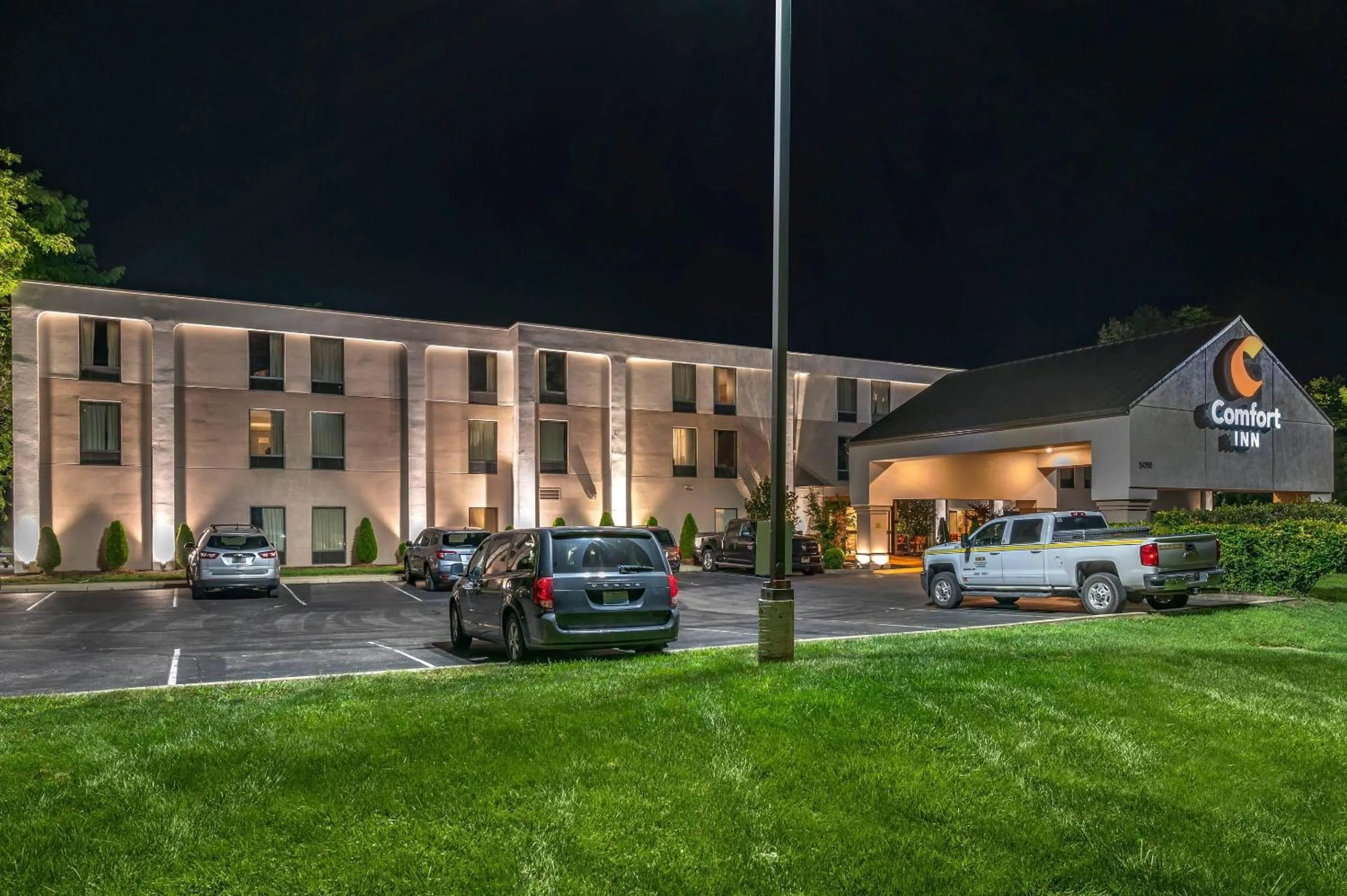 Property building in Comfort Inn Oxford - University Area