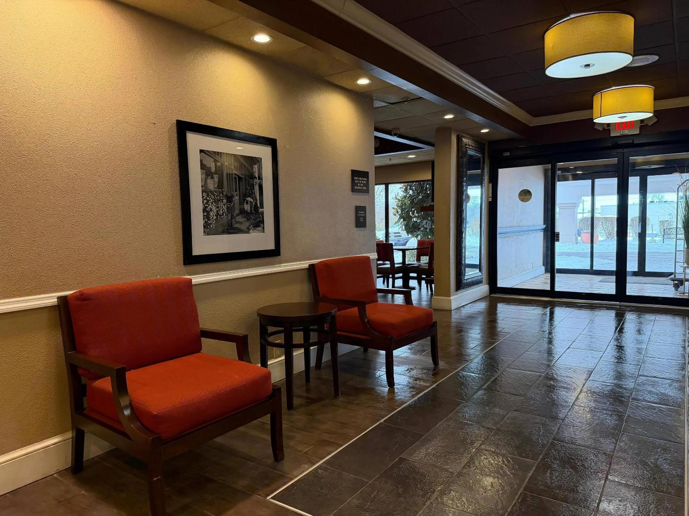 Lobby or reception in Comfort Inn Oxford - University Area